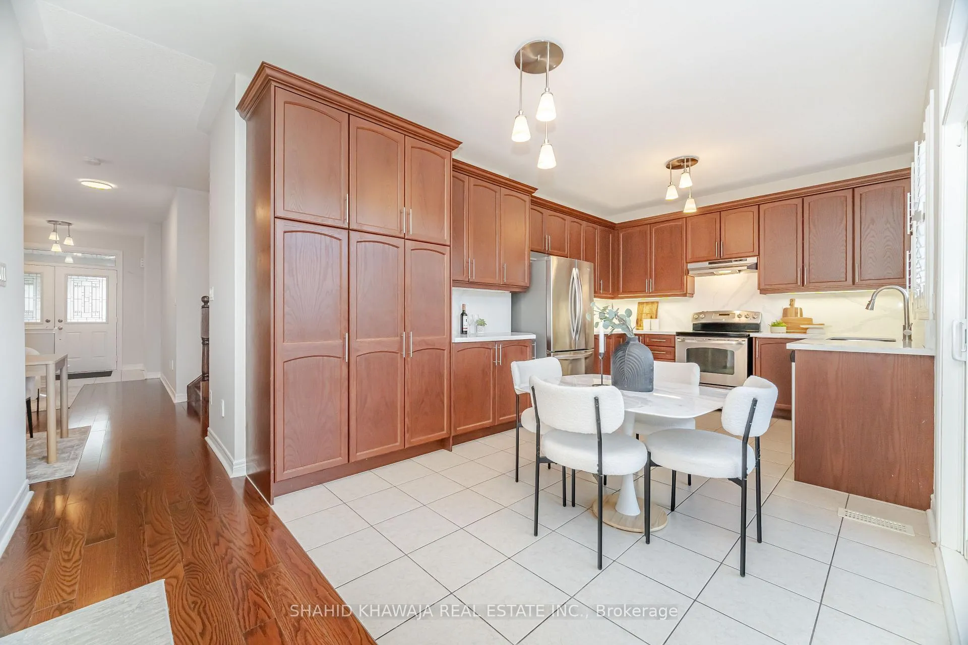 Photo 14 of 480 Nairn Circle, Milton, Scott — HOMEH