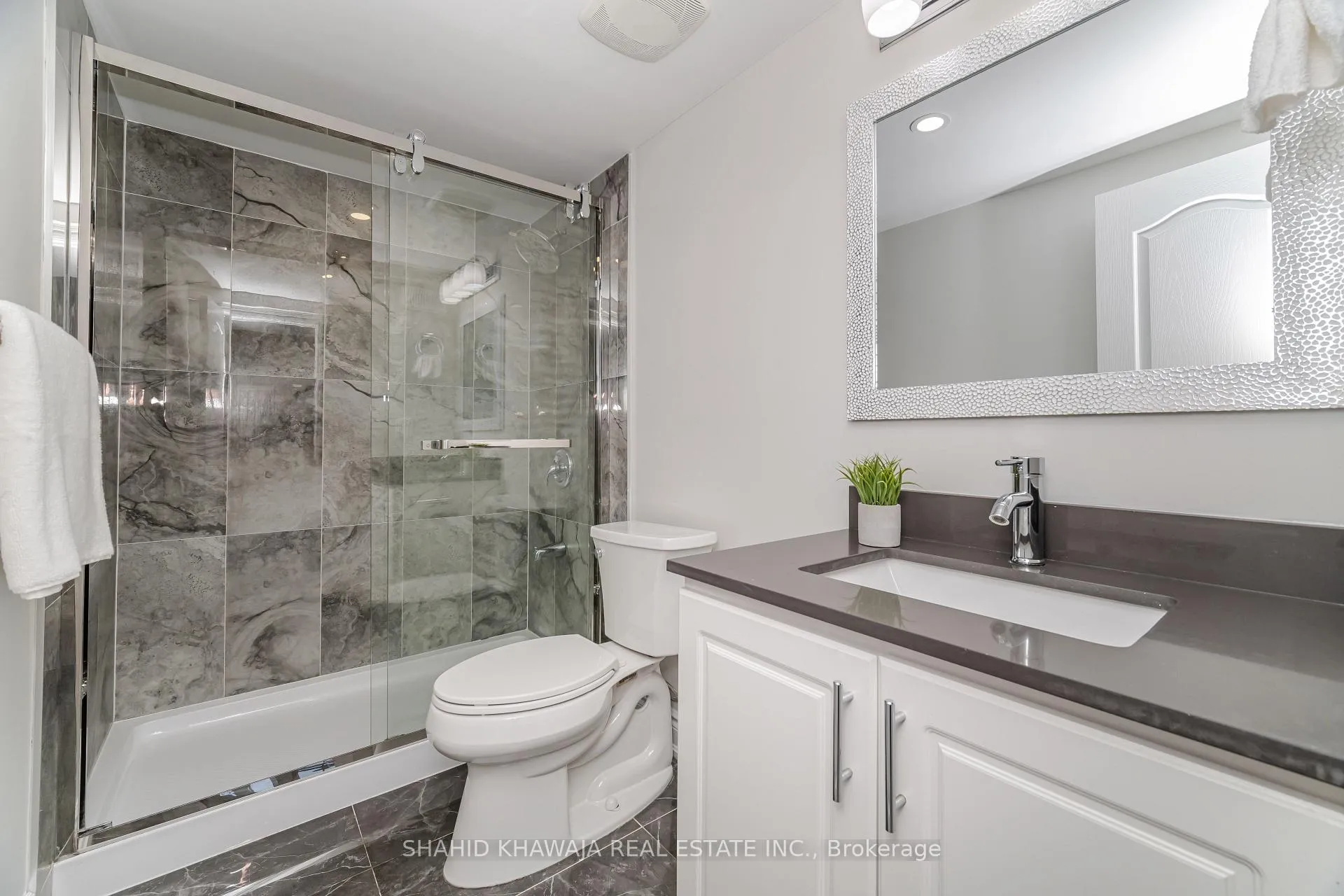 Photo 41 of 480 Nairn Circle, Milton, Scott — HOMEH