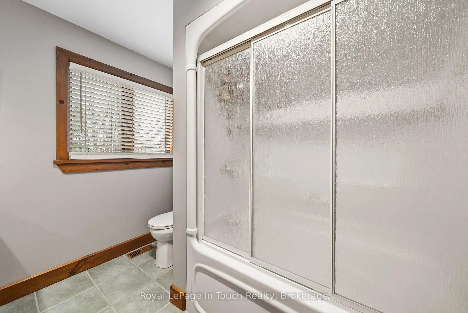 Photo 15 of 267 Burnetts Road, McKellar — HOMEH