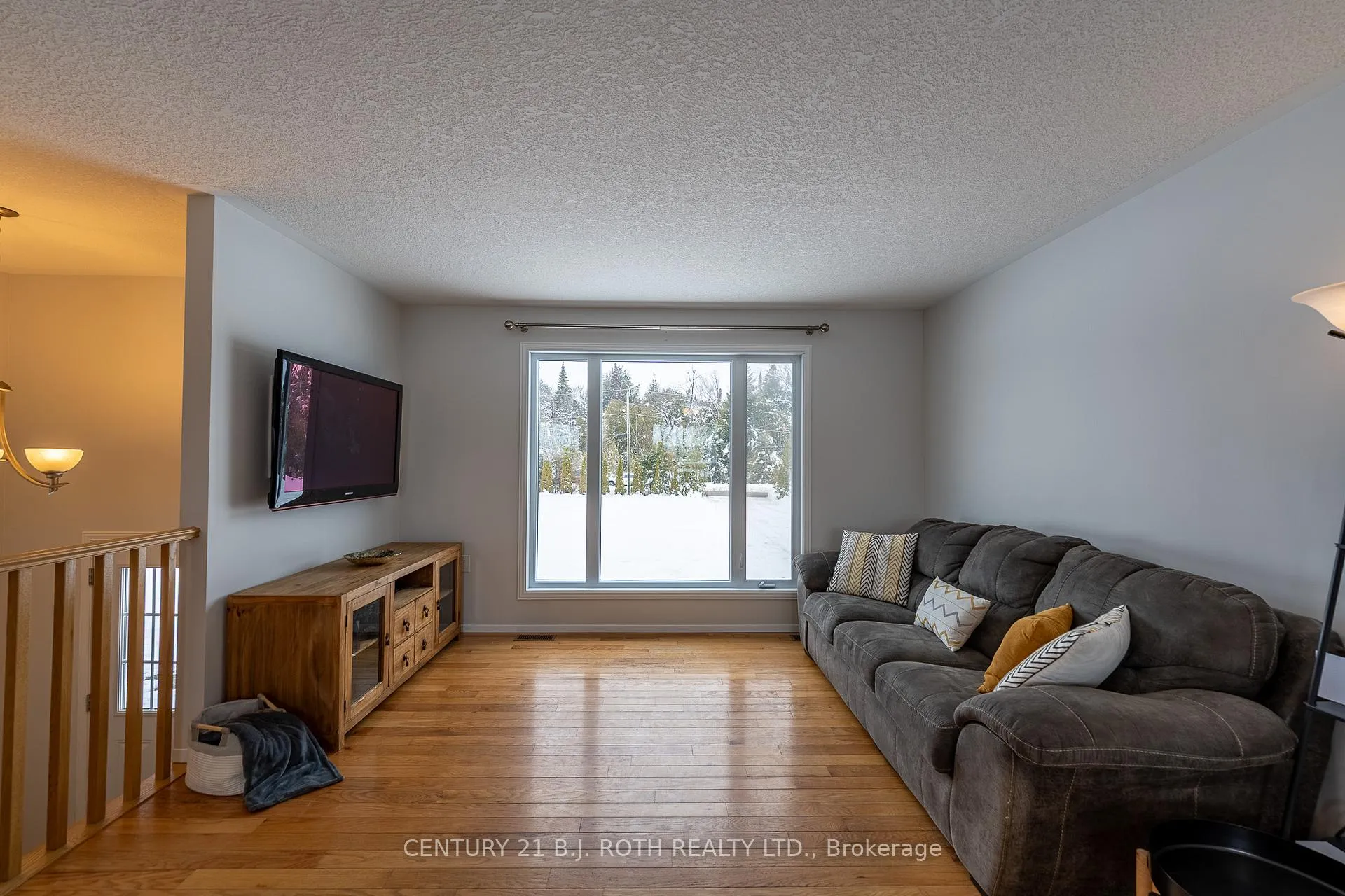 Photo 7 of 1829 Division Road E, Severn, Ardtrea — HOMEH