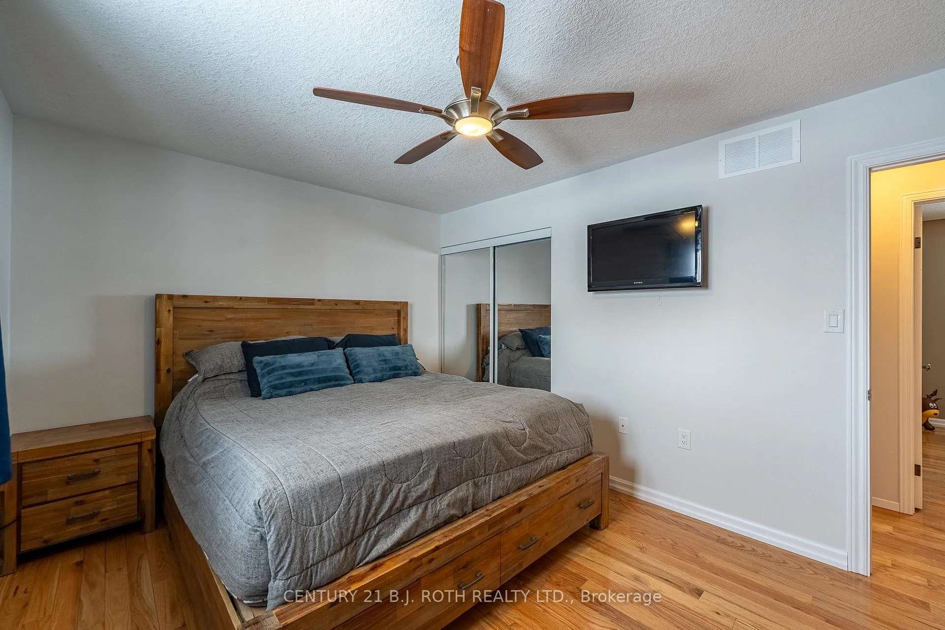 Photo 15 of 1829 Division Road E, Severn, Ardtrea — HOMEH