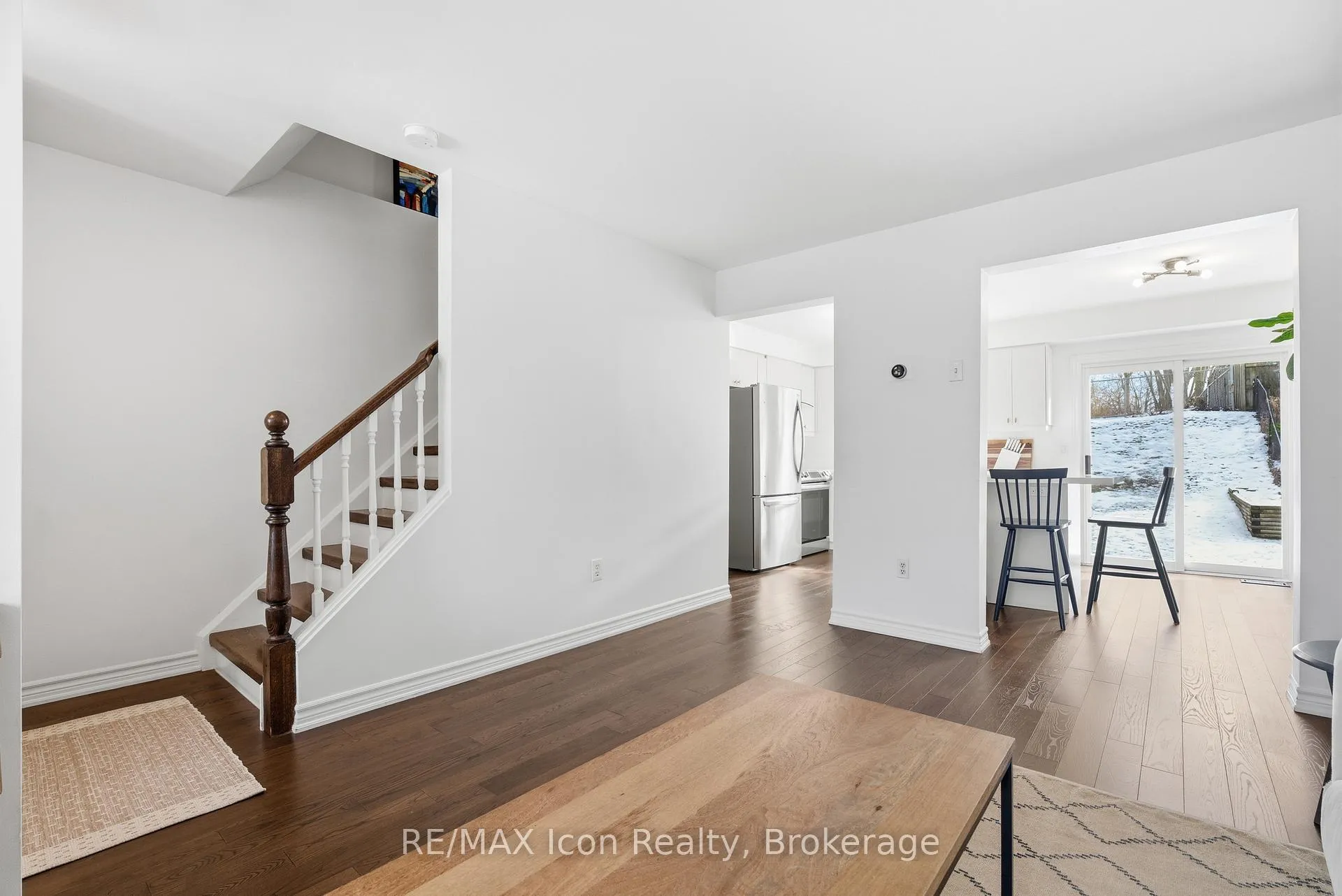 Photo 9 of 121 Moss Place, Guelph, Kortright West — HOMEH