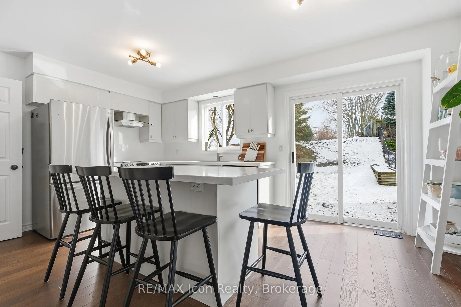 Photo 13 of 121 Moss Place, Guelph, Kortright West — HOMEH