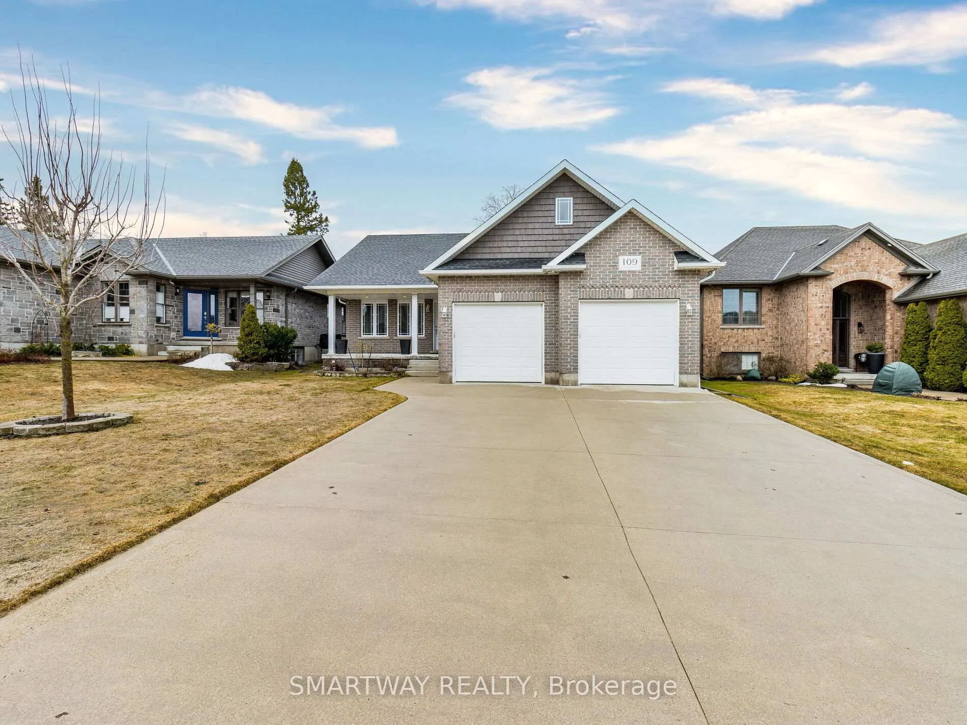Photo 2 of 109 Ruby's Crescent, Wellington North, Rural Wellington North — HOMEH