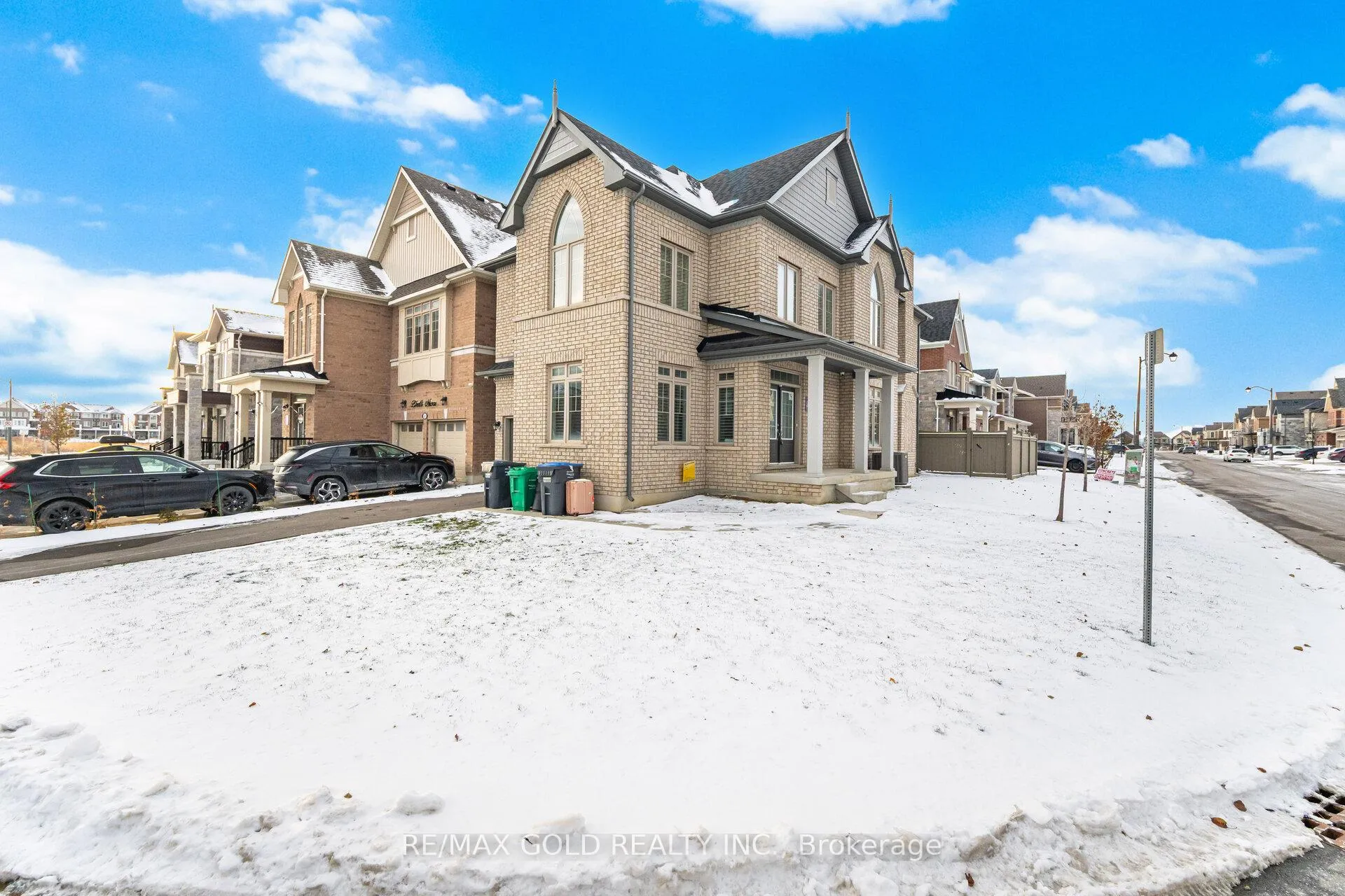 Photo 2 of 10 Thornvalley Terrace, Caledon, Rural Caledon — HOMEH