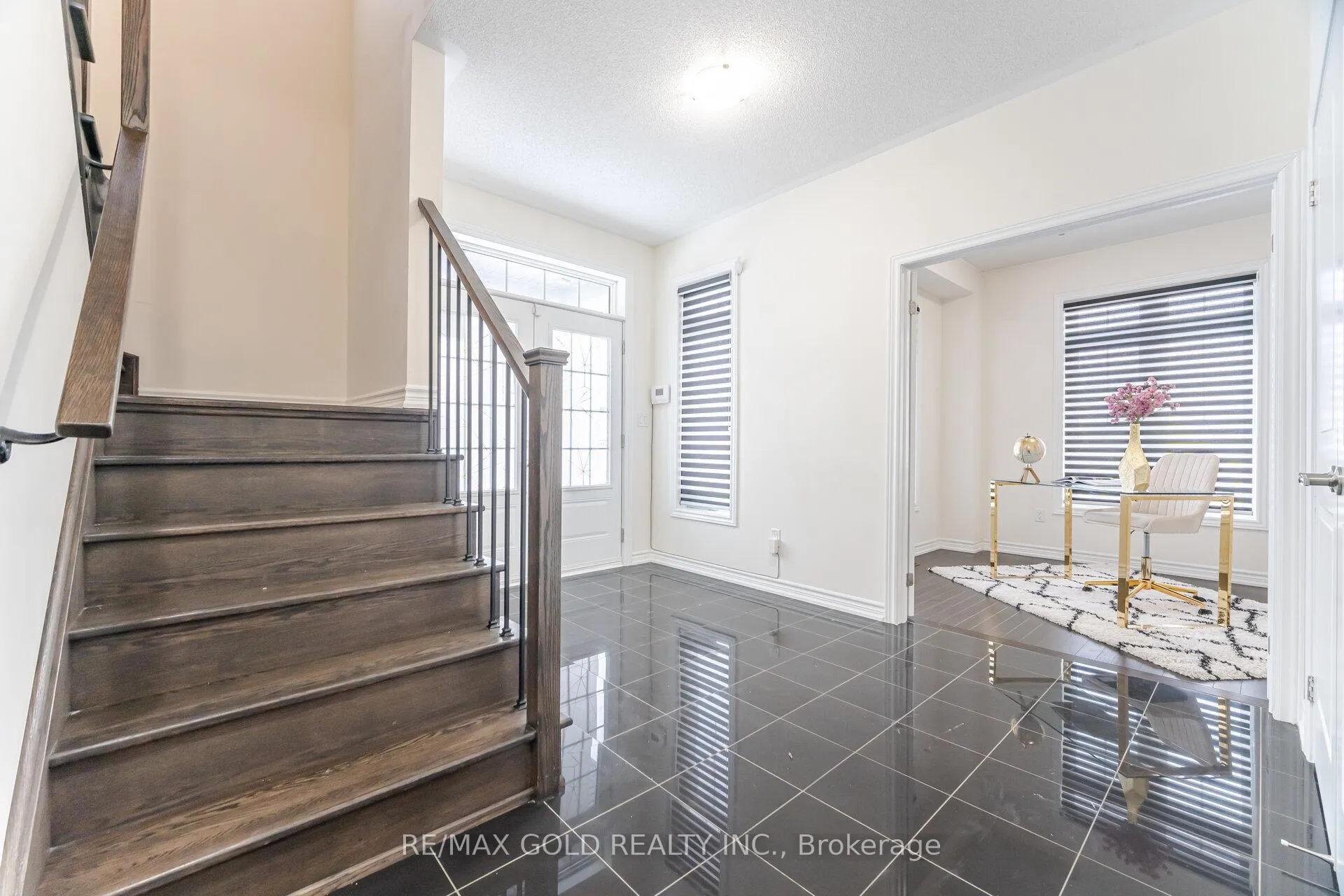 Photo 9 of 10 Thornvalley Terrace, Caledon, Rural Caledon — HOMEH