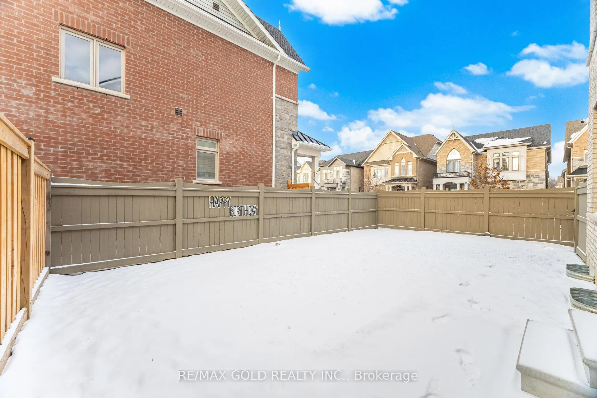 Photo 41 of 10 Thornvalley Terrace, Caledon, Rural Caledon — HOMEH