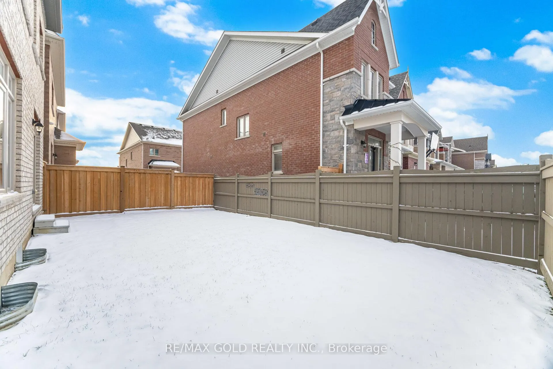 Photo 42 of 10 Thornvalley Terrace, Caledon, Rural Caledon — HOMEH