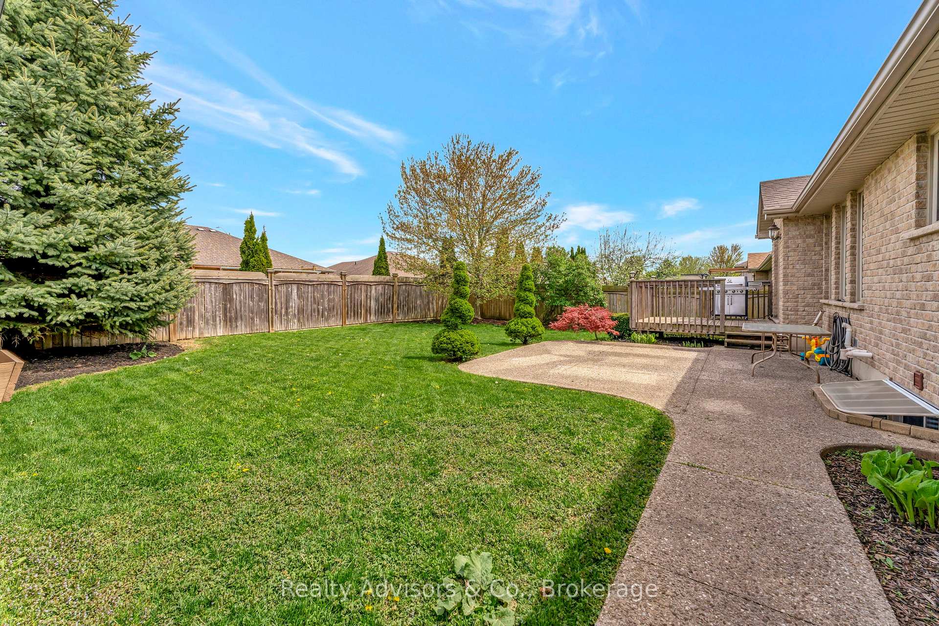 Photo 25 of 56 Southampton Drive, Brant, Brantford Twp — HOMEH