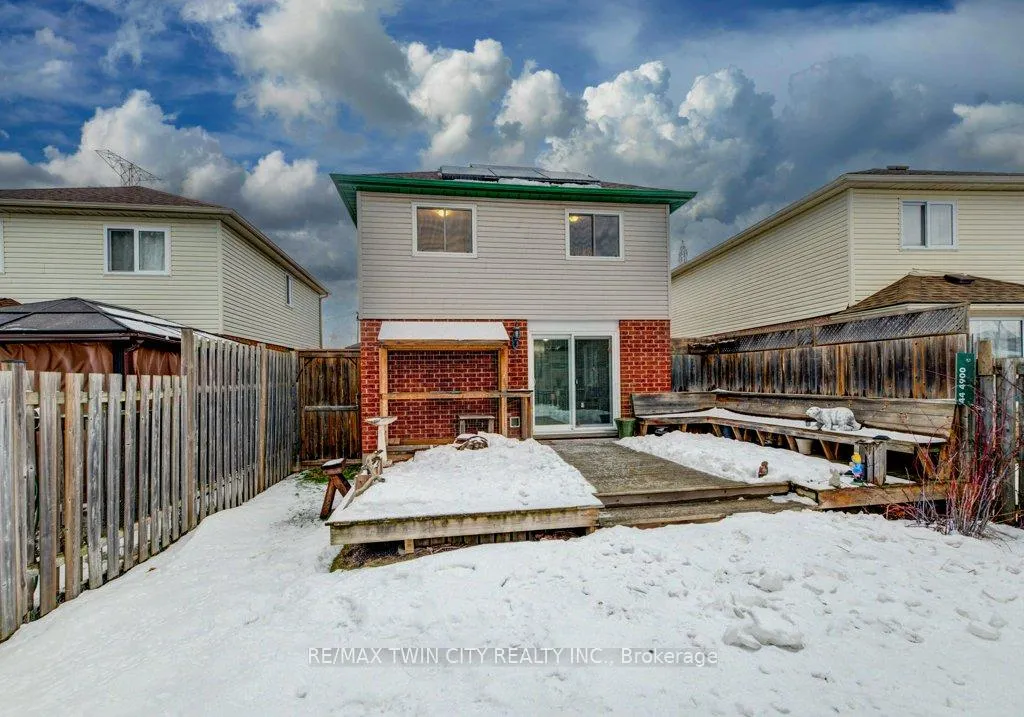 Photo 31 of 33 Orchid Crescent, Waterloo — HOMEH