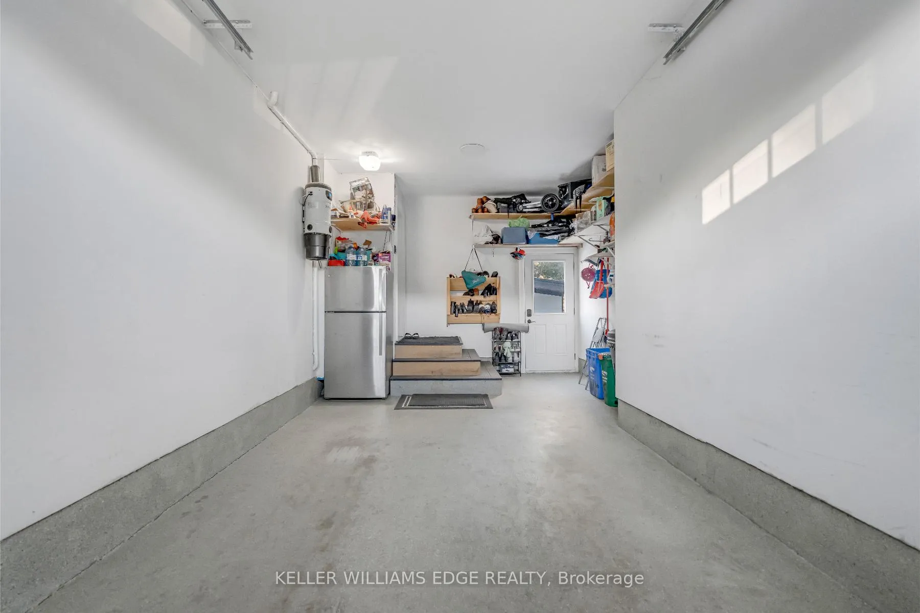 Photo 23 of 6 Credit Street, Halton Hills, Glen Williams — HOMEH