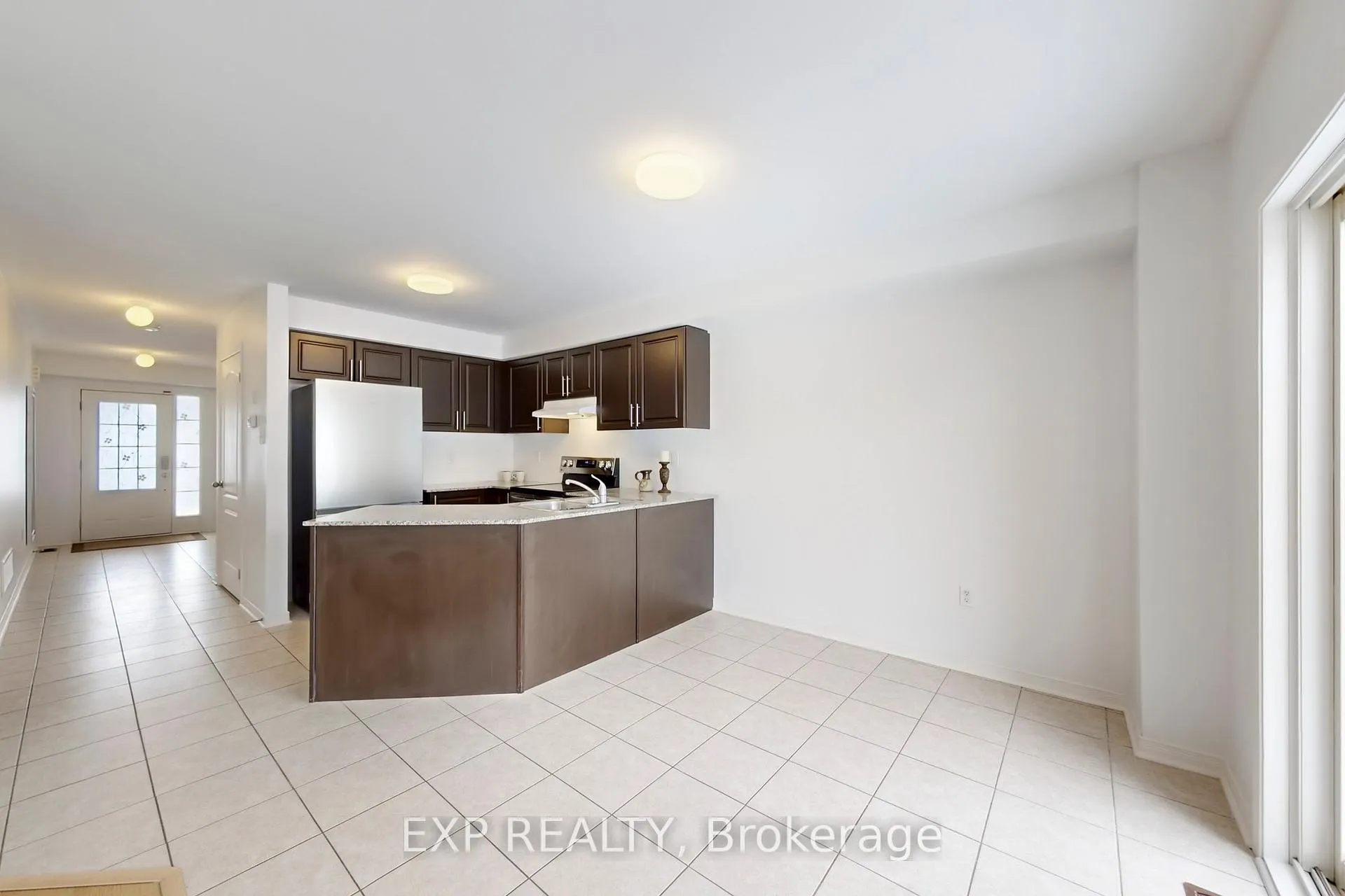 Photo 11 of 60 Fred Jackman Avenue, Clarington, Bowmanville — HOMEH