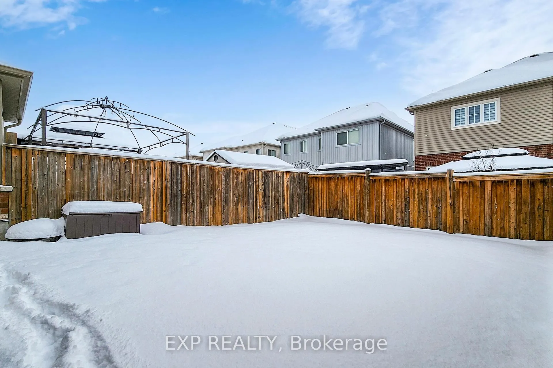 Photo 31 of 60 Fred Jackman Avenue, Clarington, Bowmanville — HOMEH