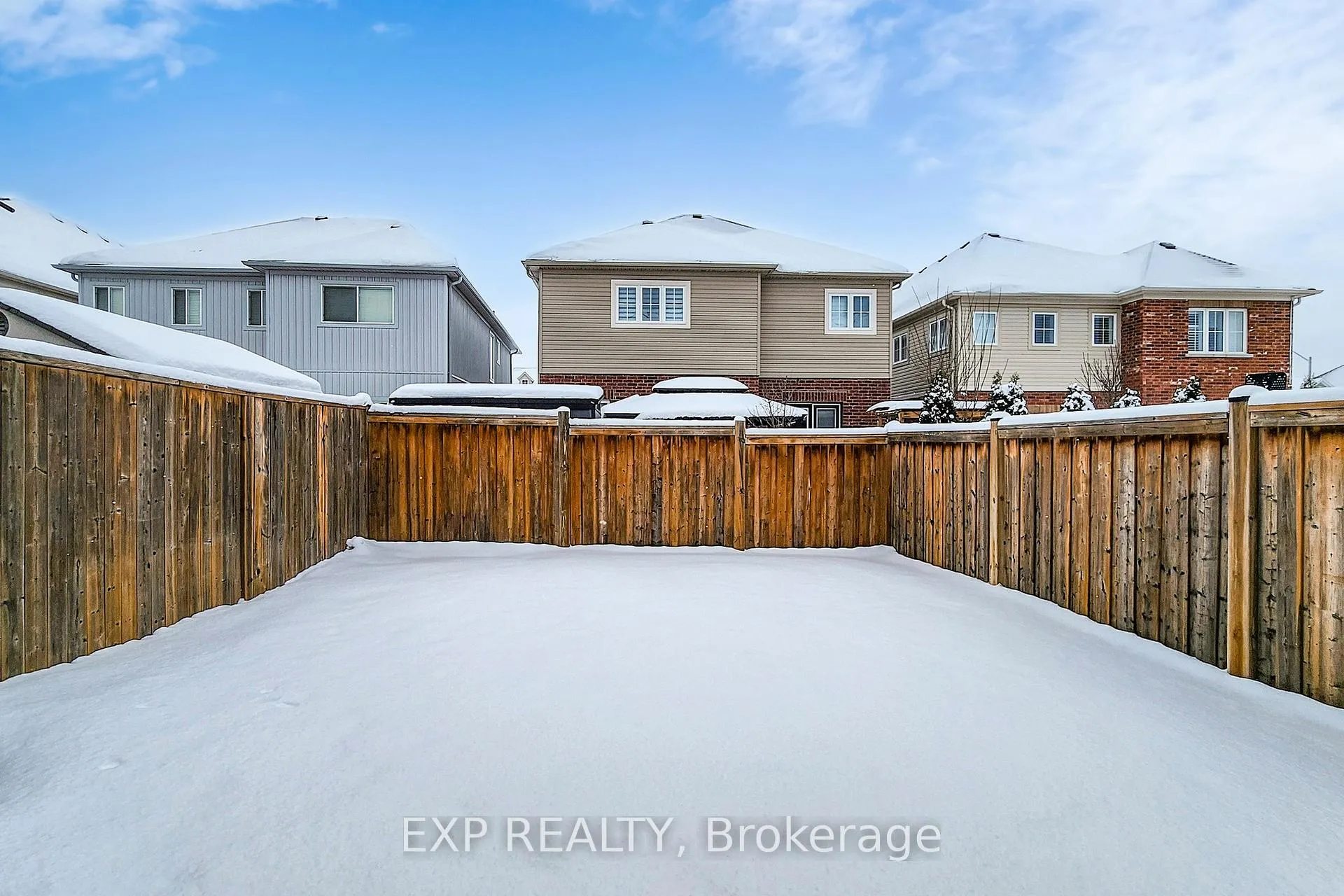 Photo 32 of 60 Fred Jackman Avenue, Clarington, Bowmanville — HOMEH
