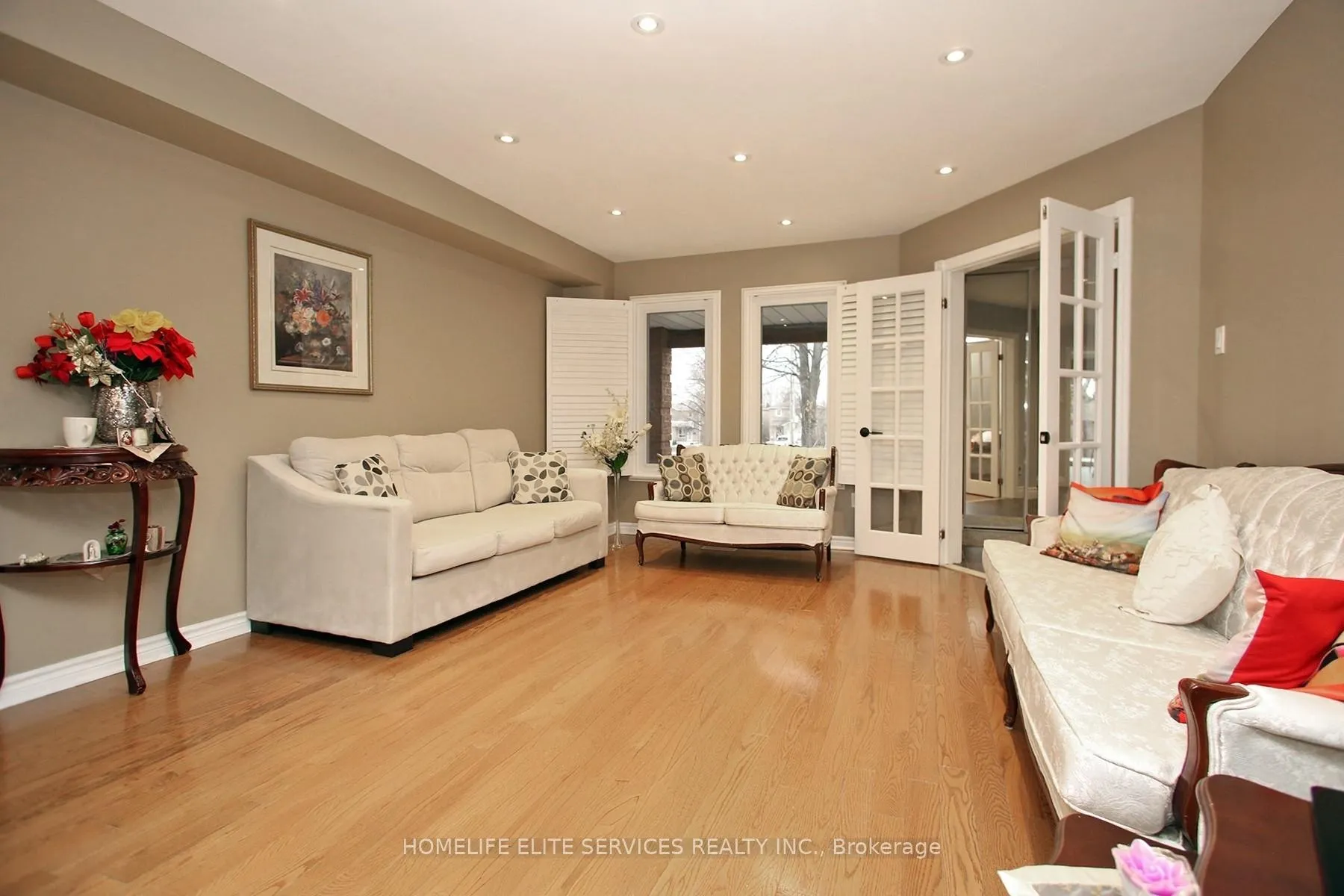 Photo 9 of 58 Hearne Crescent, Ajax, Central — HOMEH