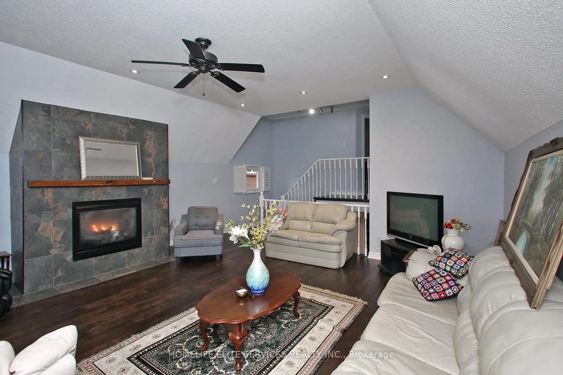 Photo 30 of 58 Hearne Crescent, Ajax, Central — HOMEH