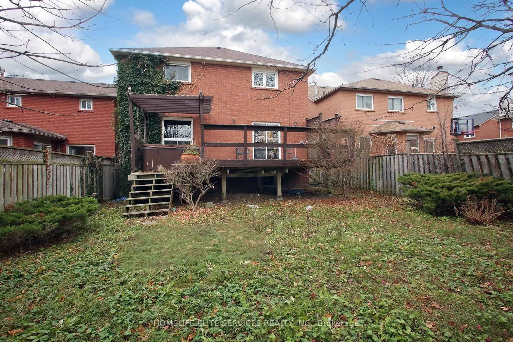Photo 39 of 58 Hearne Crescent, Ajax, Central — HOMEH