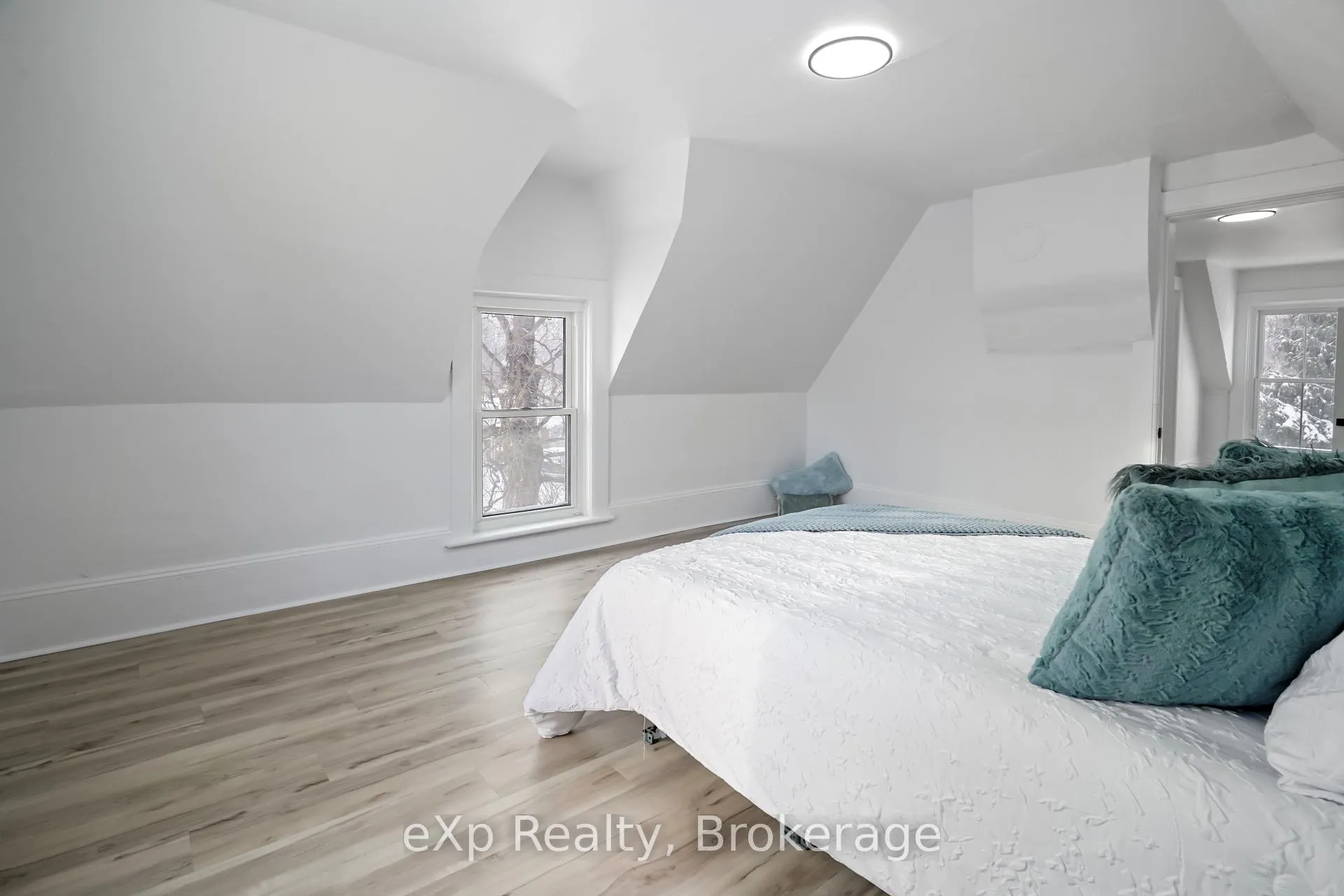 Photo 25 of 25 Ann Street S, Minto — HOMEH