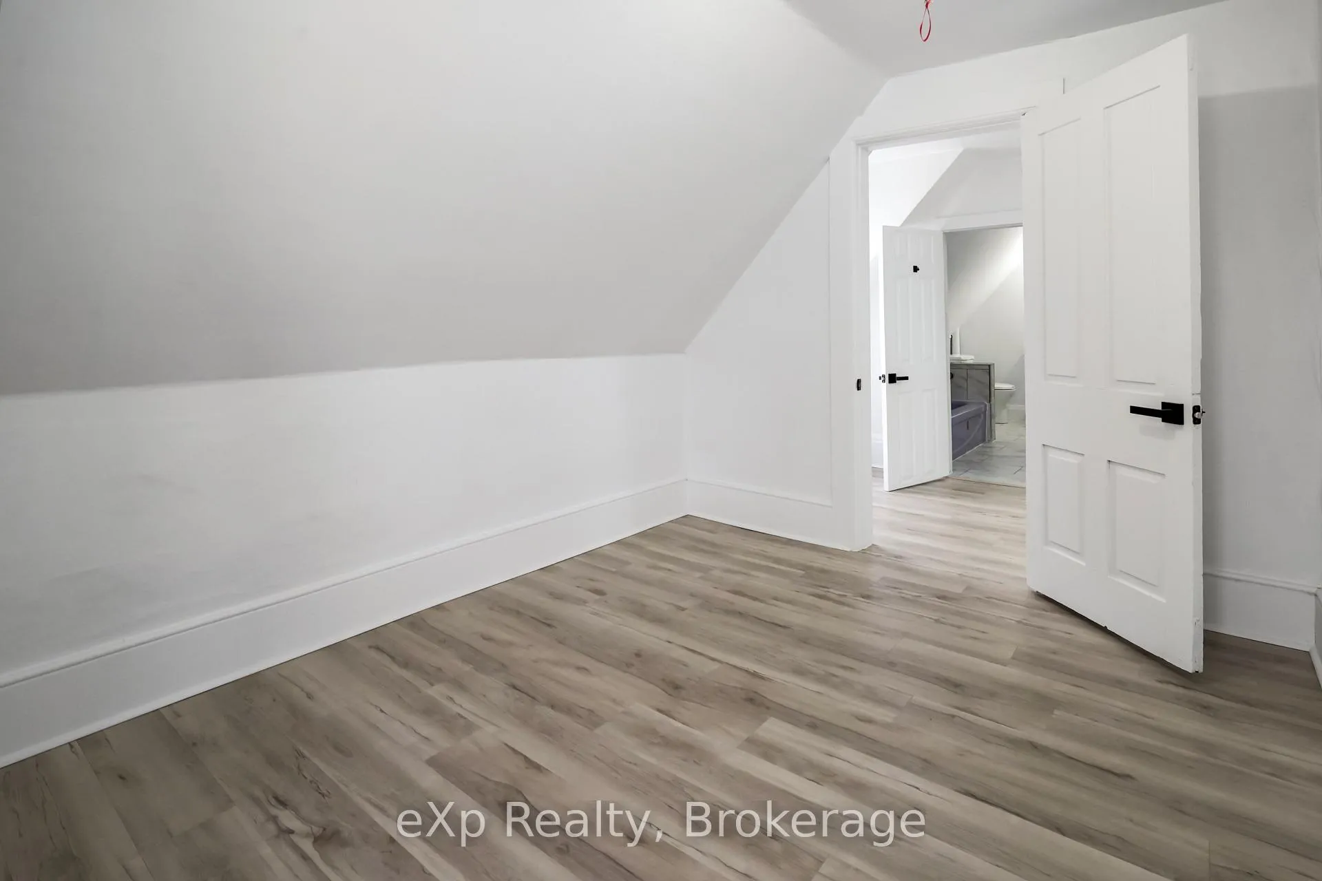 Photo 29 of 25 Ann Street S, Minto — HOMEH