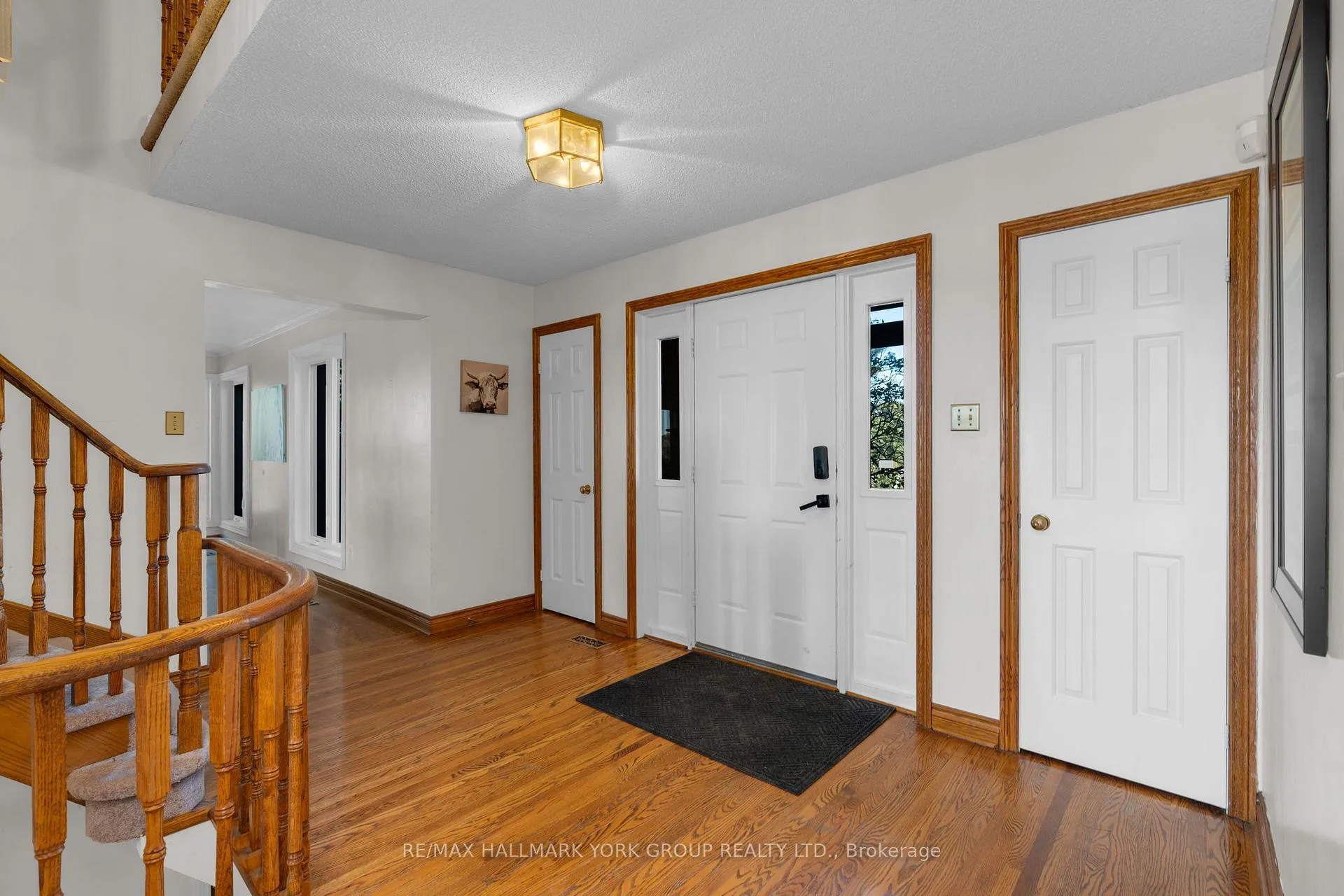 Photo 4 of 33 Matson Drive, Caledon, Palgrave — HOMEH
