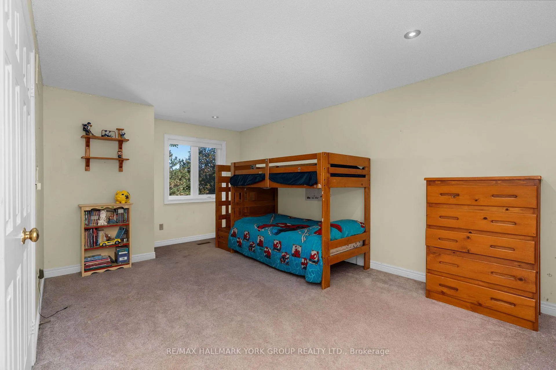 Photo 25 of 33 Matson Drive, Caledon, Palgrave — HOMEH
