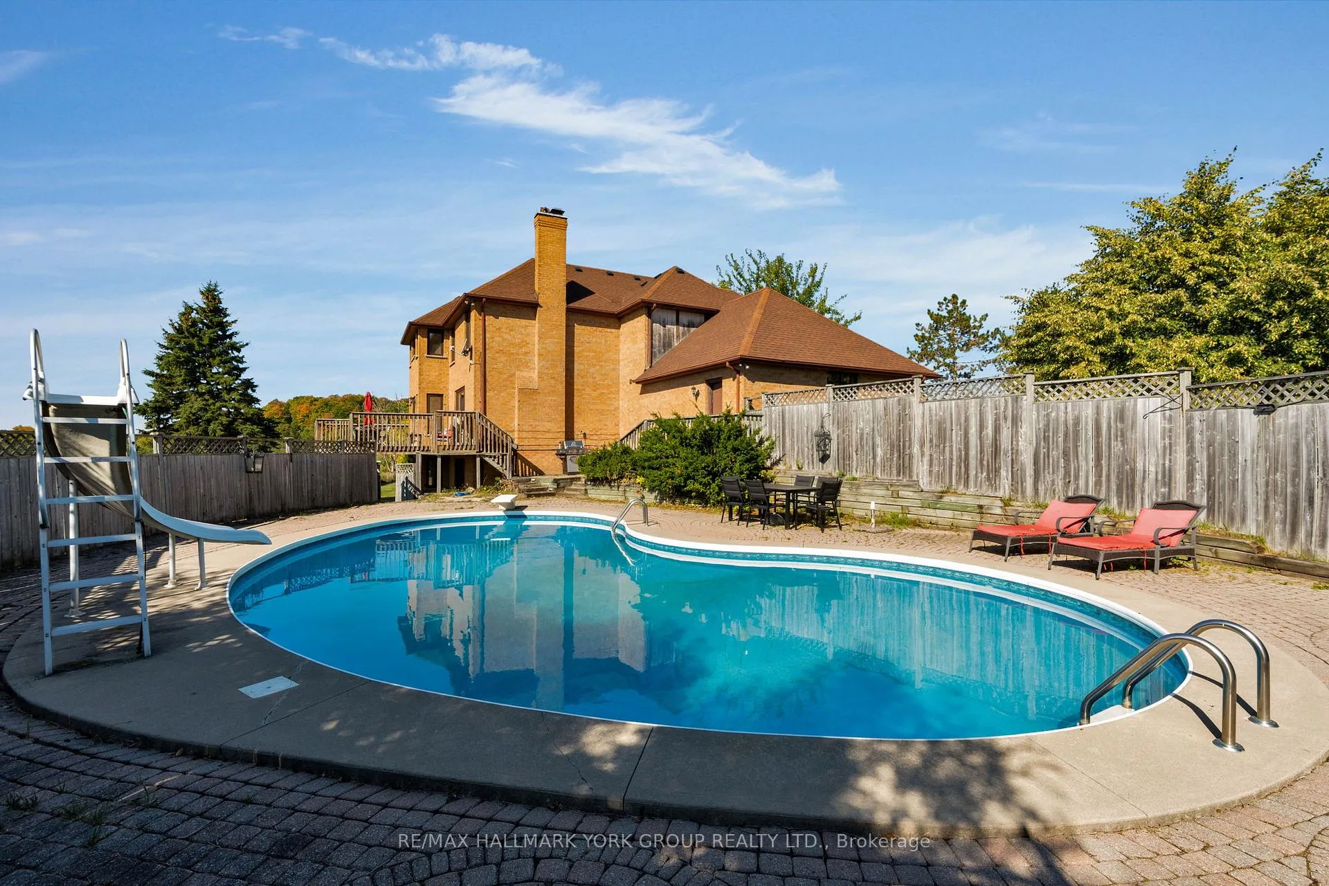 Photo 38 of 33 Matson Drive, Caledon, Palgrave — HOMEH