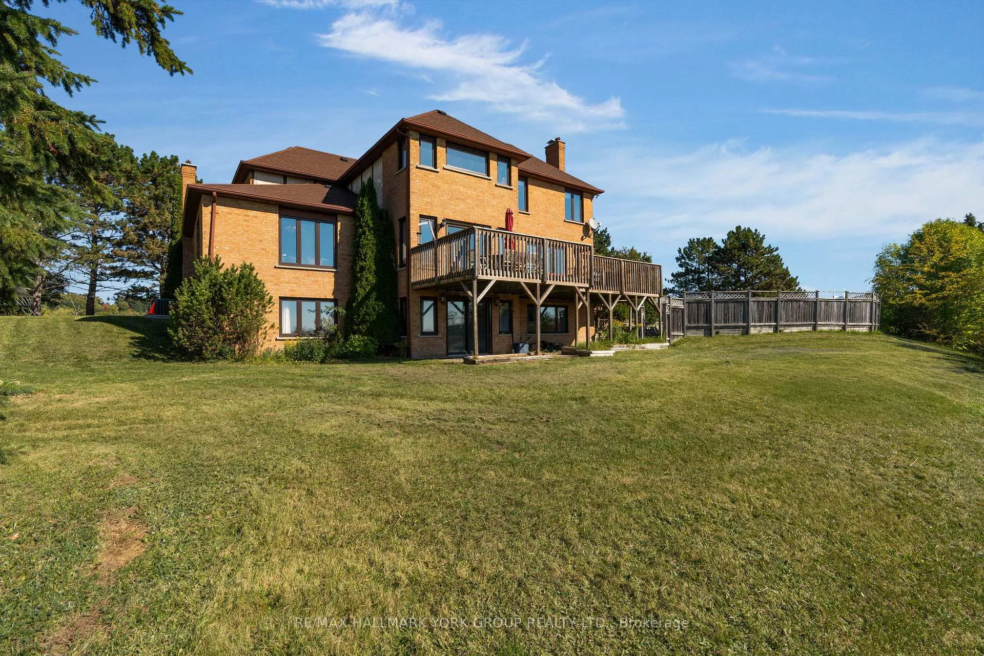 Photo 39 of 33 Matson Drive, Caledon, Palgrave — HOMEH