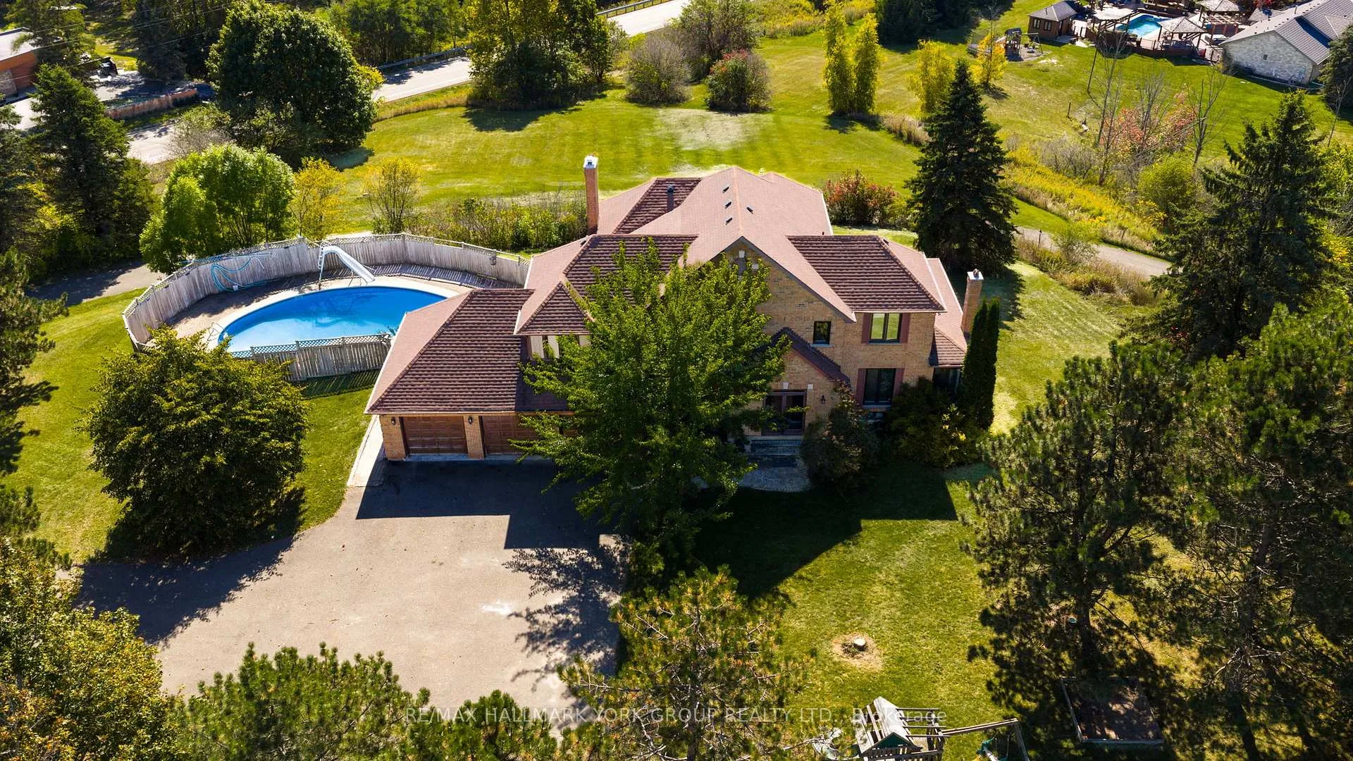 Photo 50 of 33 Matson Drive, Caledon, Palgrave — HOMEH