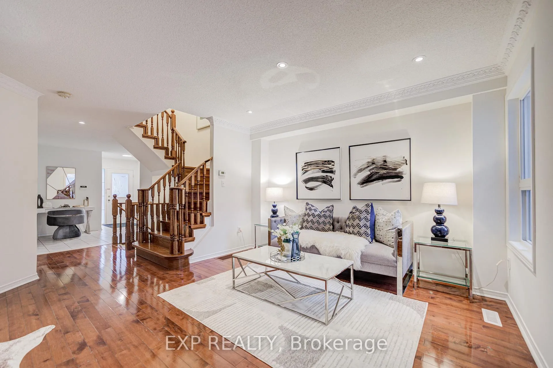 Photo 13 of 121 Hillwood Street, Markham, Berczy — HOMEH