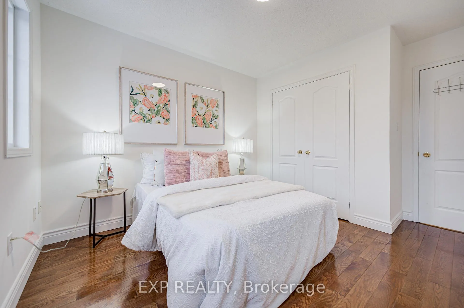 Photo 28 of 121 Hillwood Street, Markham, Berczy — HOMEH