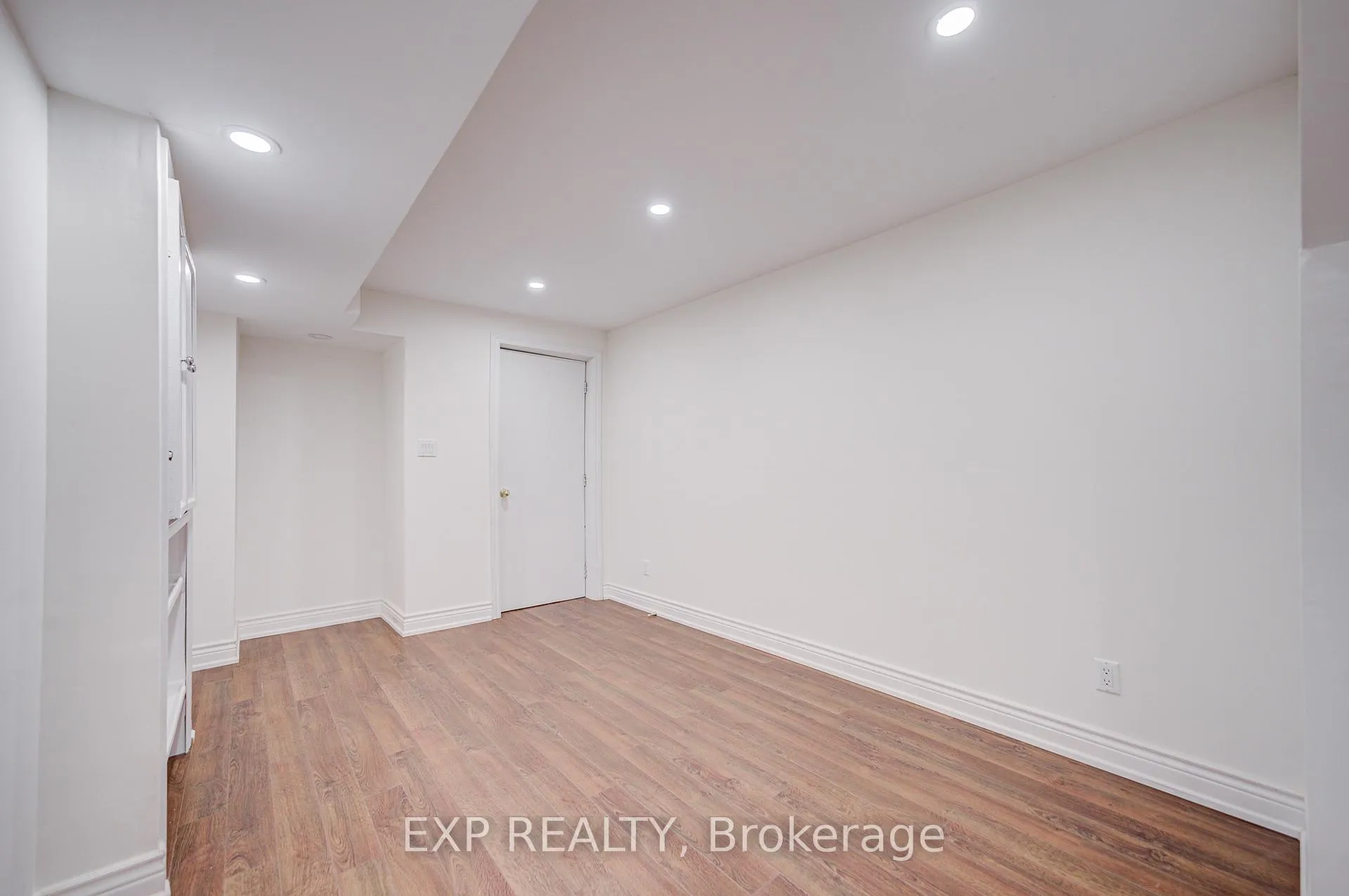 Photo 31 of 121 Hillwood Street, Markham, Berczy — HOMEH
