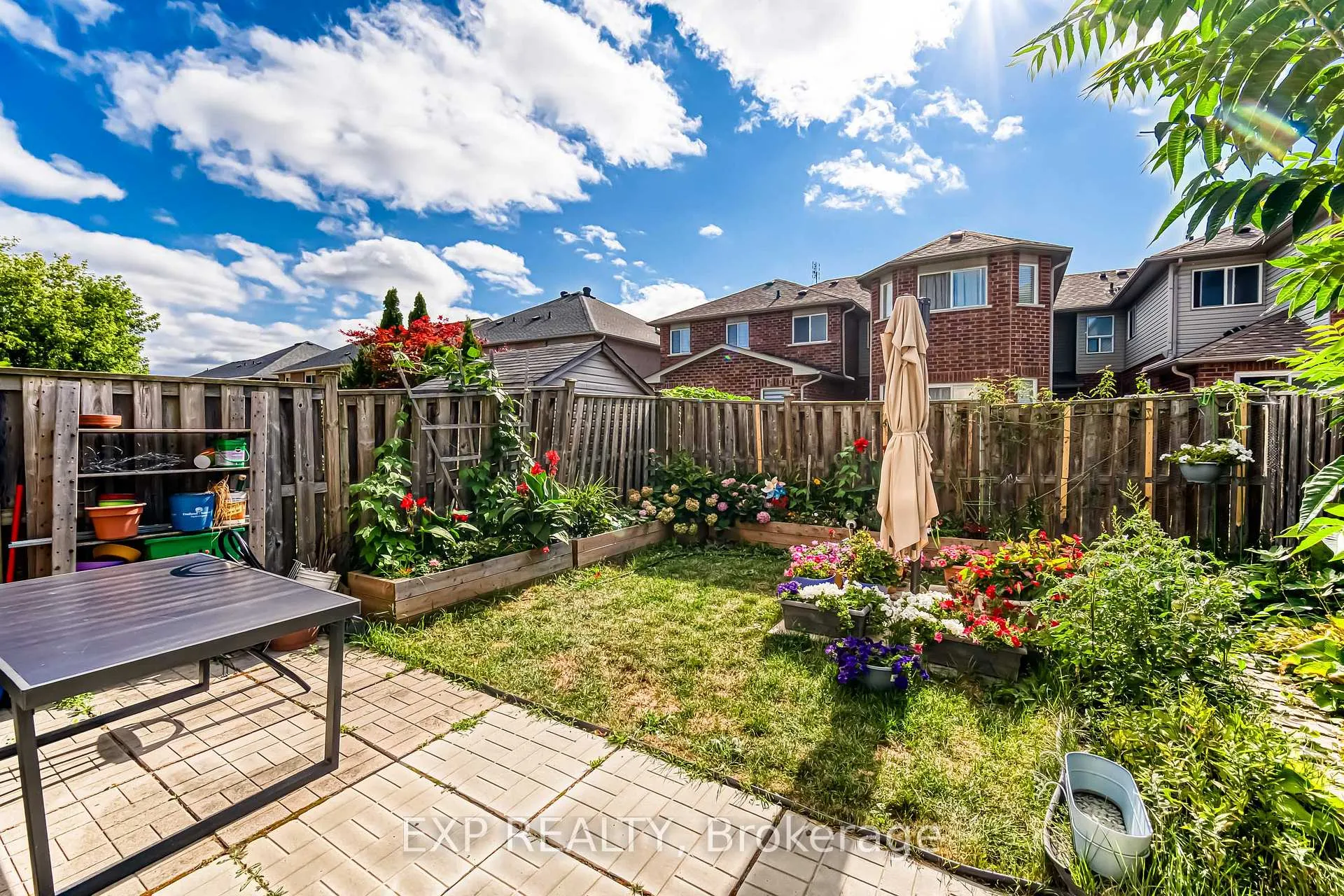 Photo 35 of 121 Hillwood Street, Markham, Berczy — HOMEH