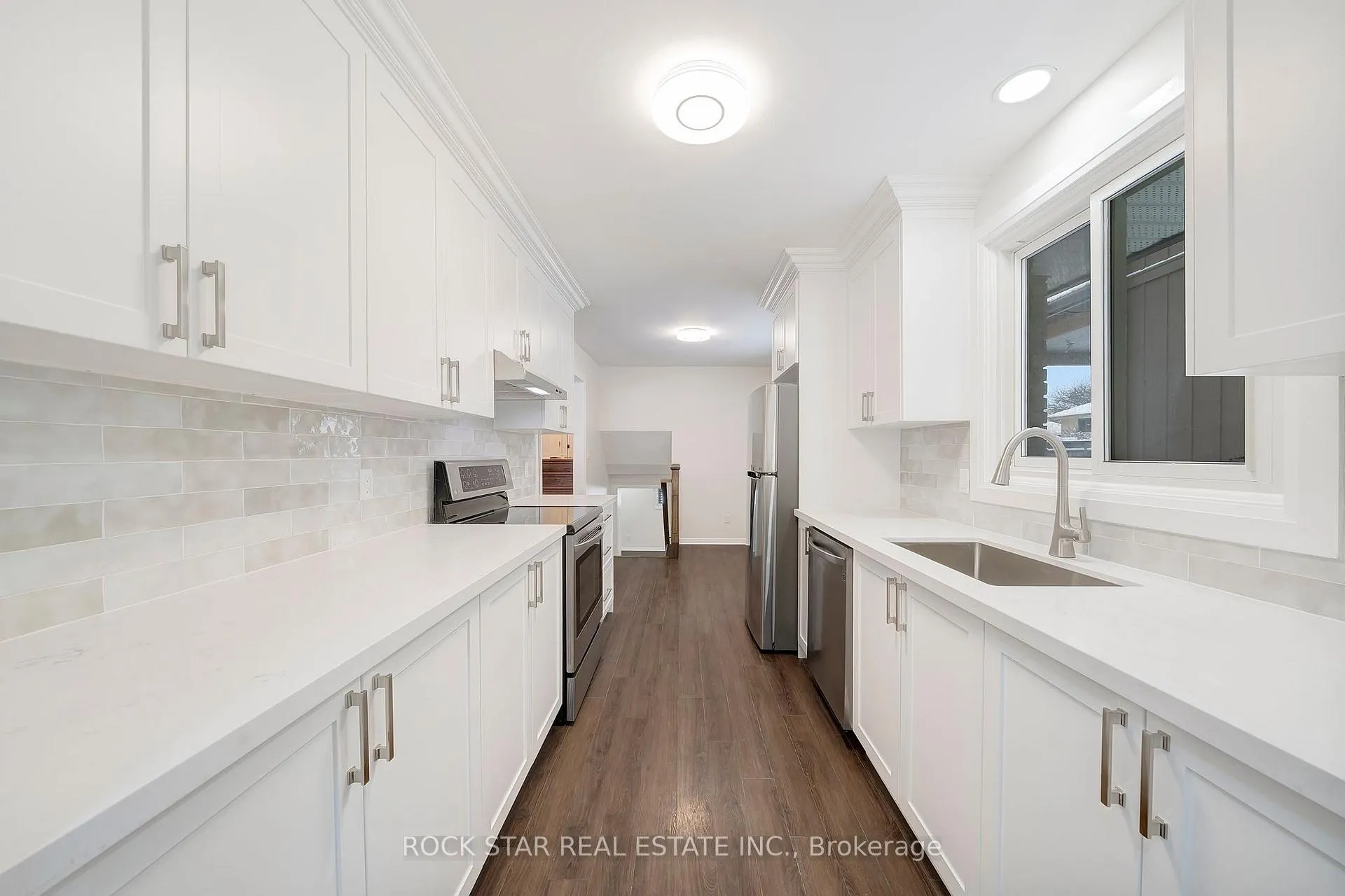 Photo 12 of 40 Linlake Drive, St. Catharines, Lakeport — HOMEH