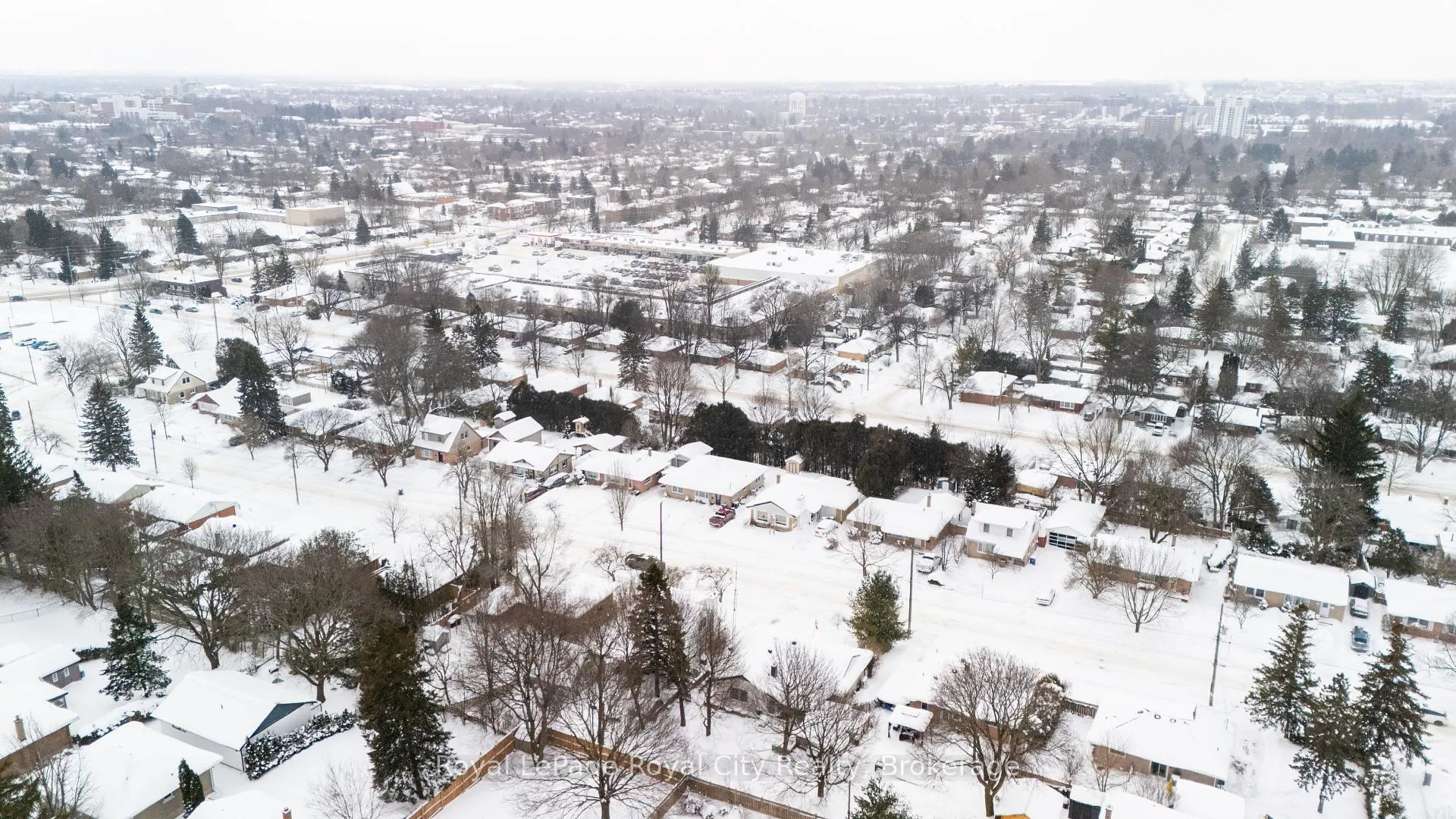Photo 37 of 35 Dumbarton Street, Guelph, Riverside Park — HOMEH
