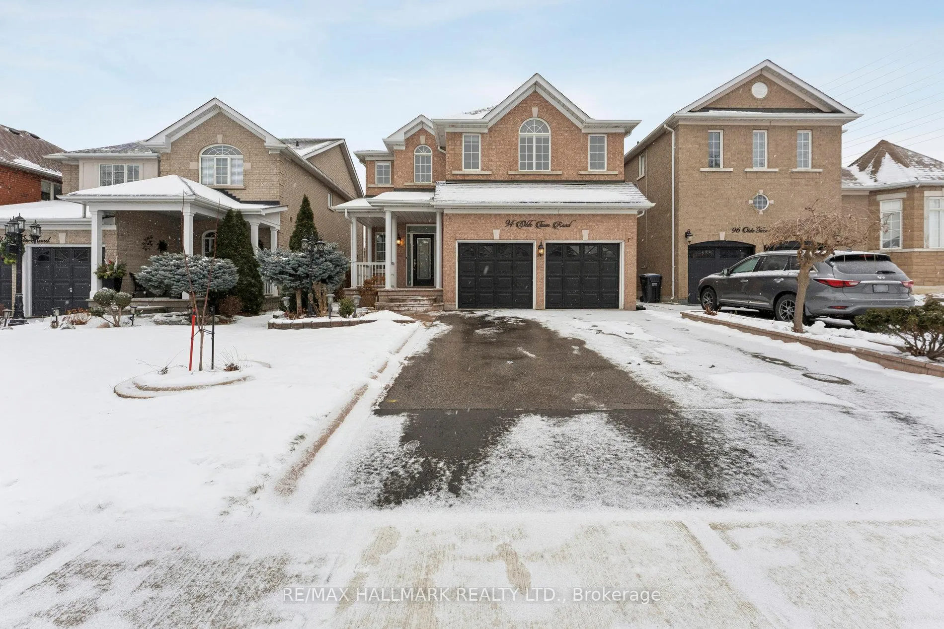 Photo 1 of 94 Olde Town Road, Brampton, Fletcher's Creek Village — HOMEH