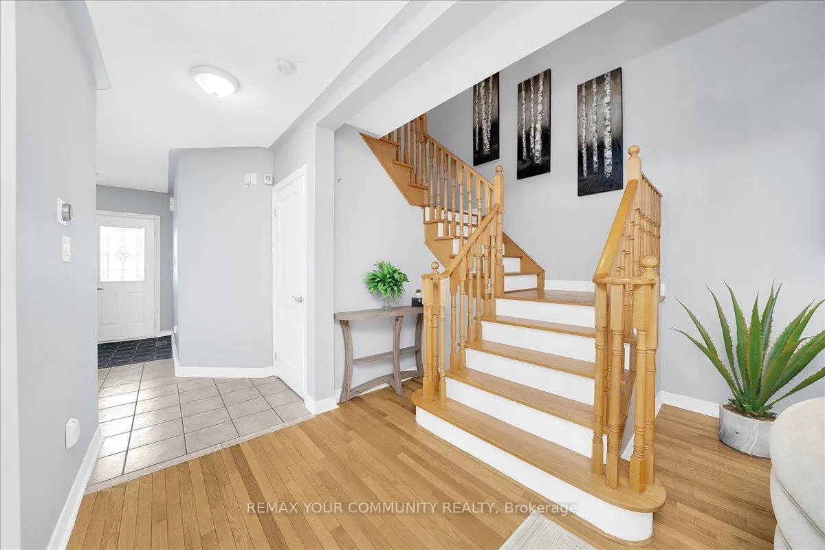 Photo 22 of 23 Coolspring Crescent, Caledon, Bolton East — HOMEH