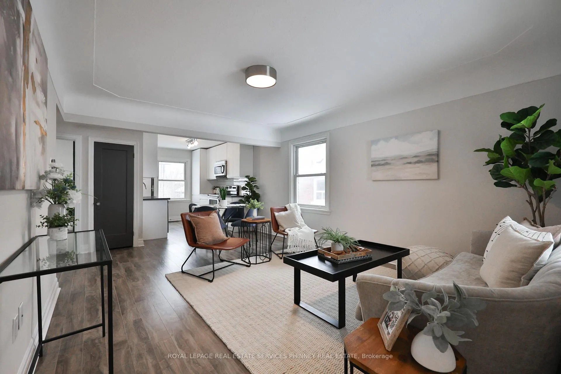 Photo 5 of 256 Walter Avenue S, Hamilton, Glenview — HOMEH