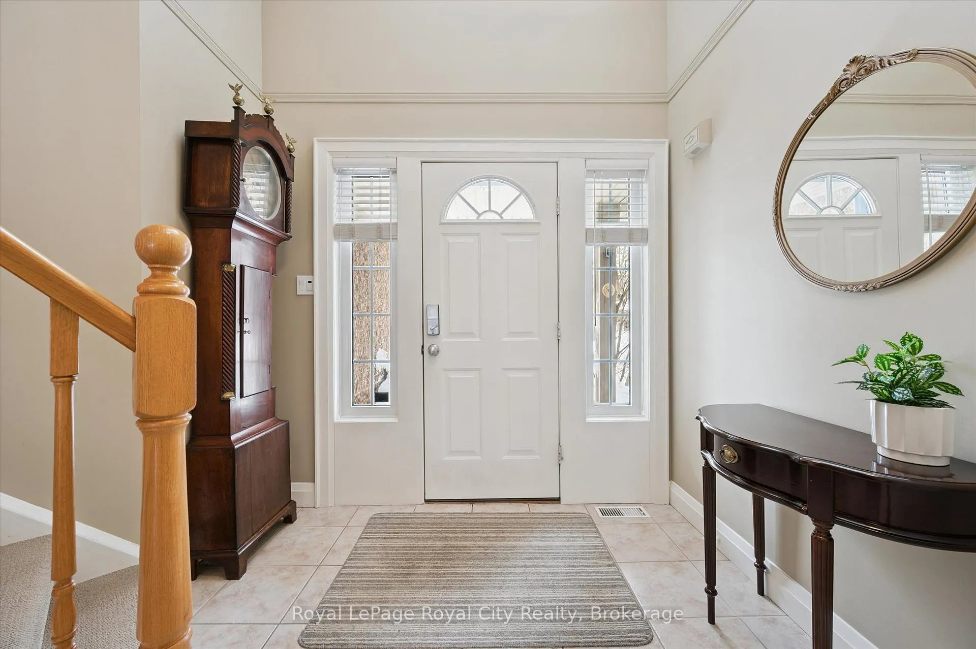 Photo 5 of 92 Marsh Crescent, Guelph, Pineridge/Westminster Woods — HOMEH
