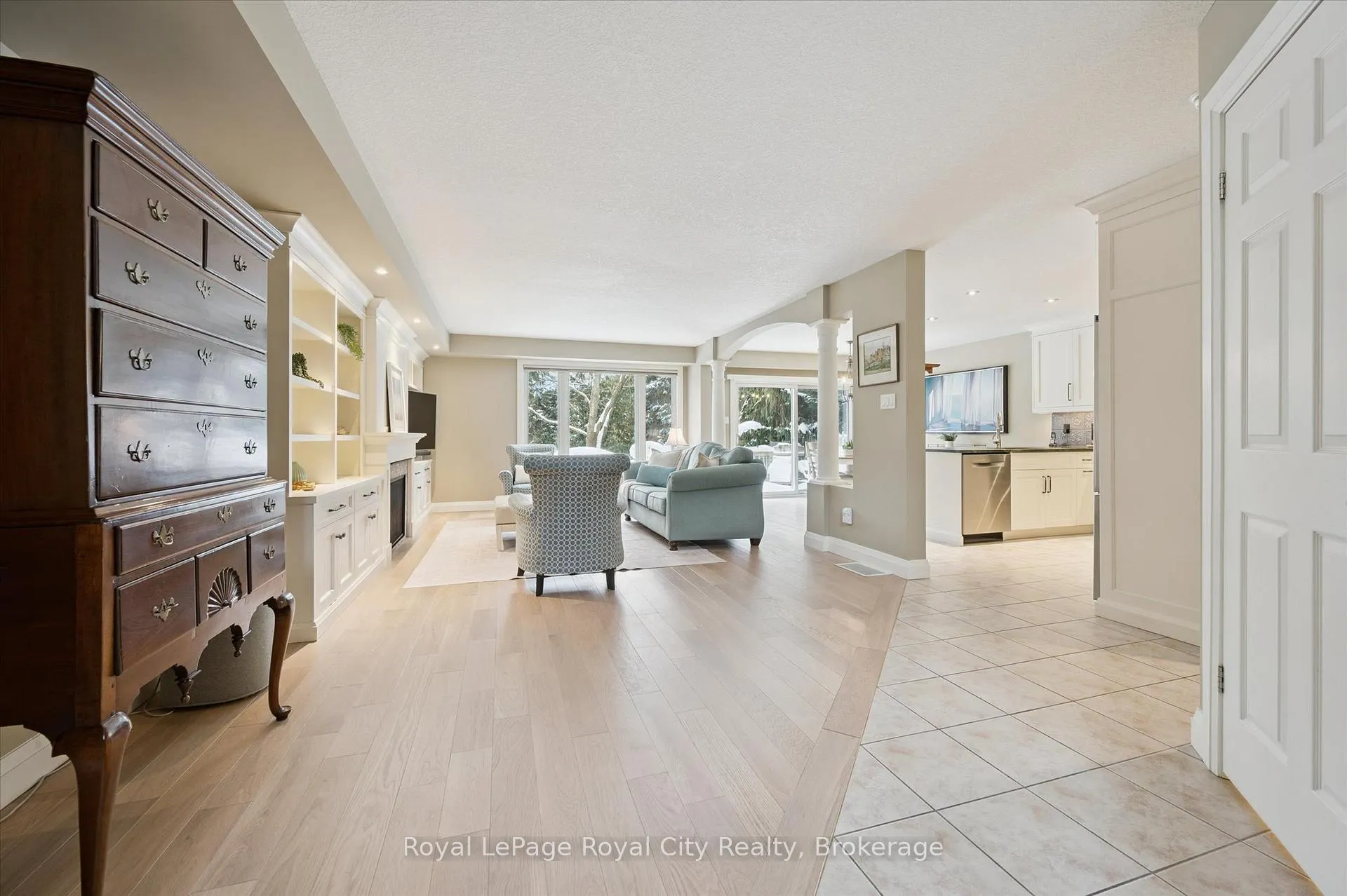 Photo 8 of 92 Marsh Crescent, Guelph, Pineridge/Westminster Woods — HOMEH