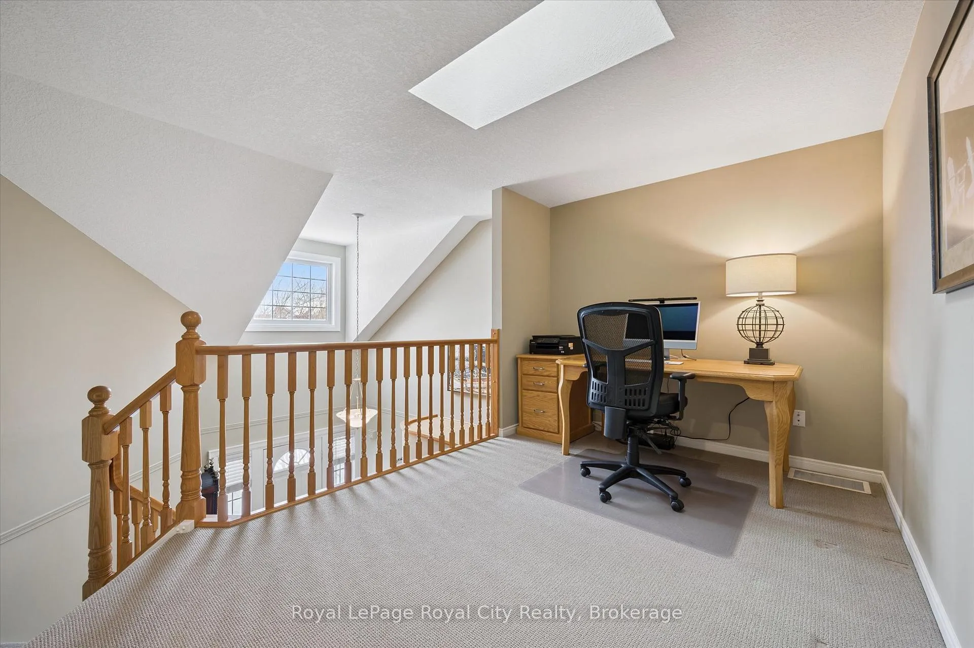 Photo 22 of 92 Marsh Crescent, Guelph, Pineridge/Westminster Woods — HOMEH