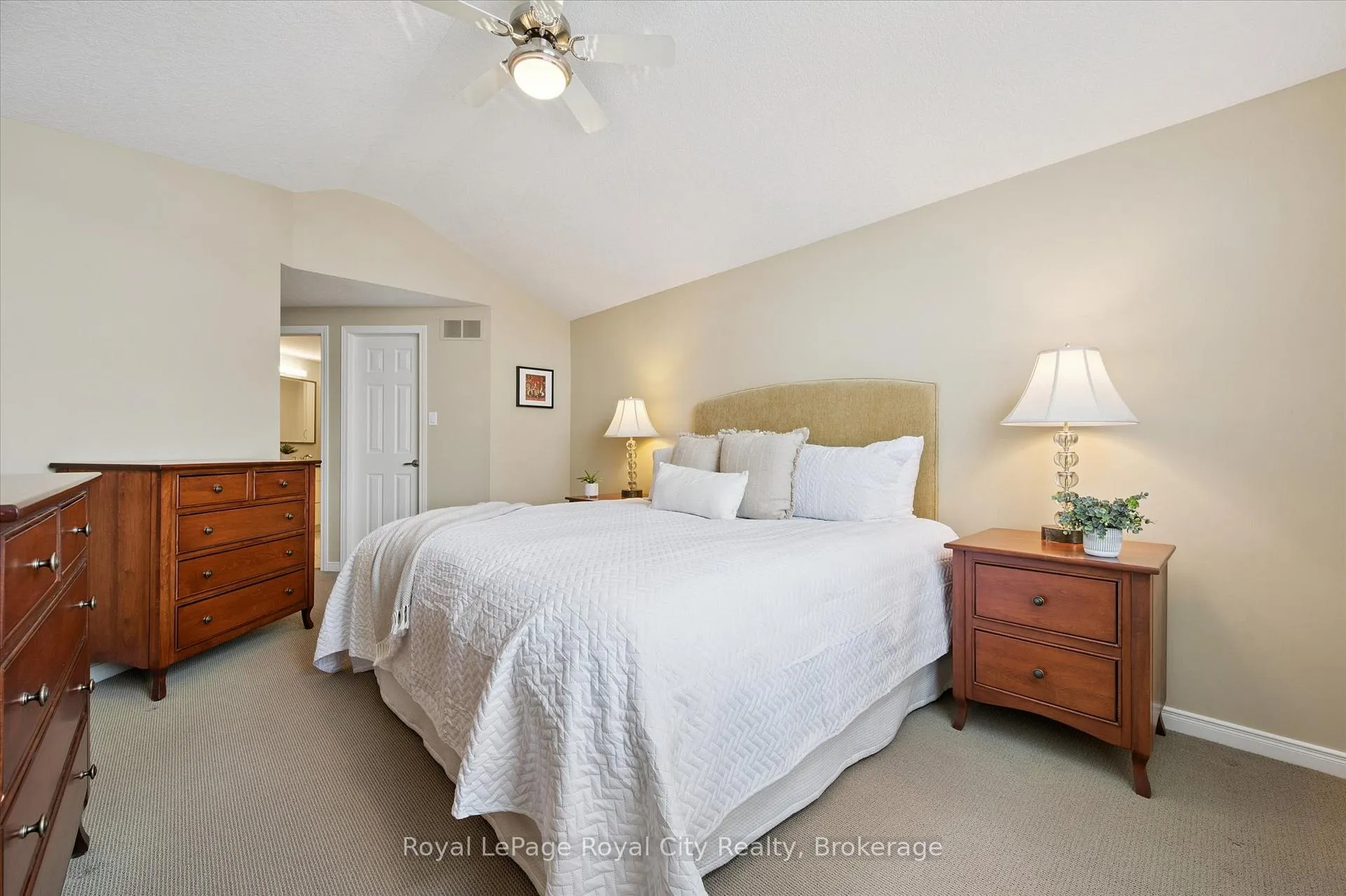 Photo 25 of 92 Marsh Crescent, Guelph, Pineridge/Westminster Woods — HOMEH