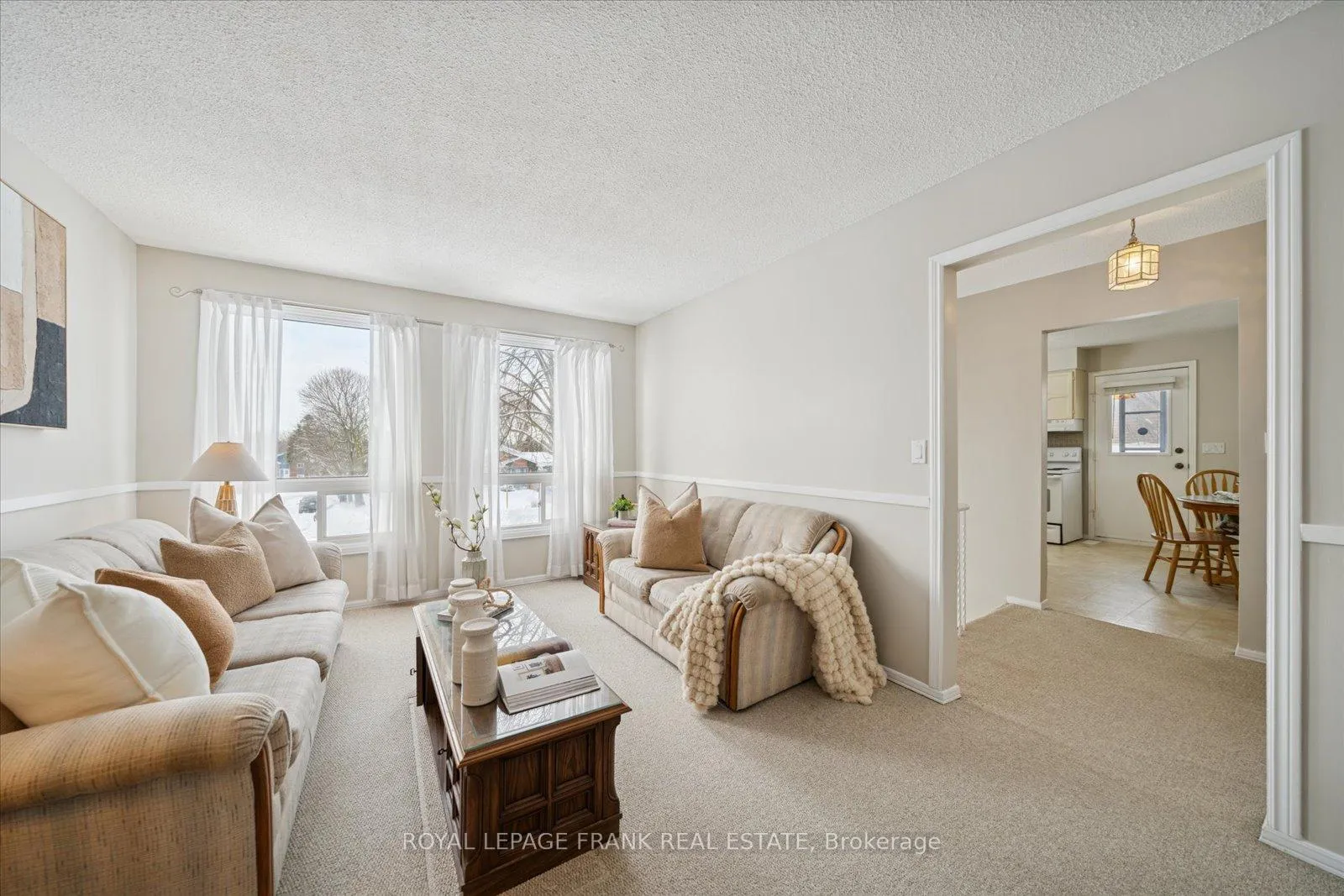 Photo 6 of 581 Grandview Street S, Oshawa, Donevan — HOMEH