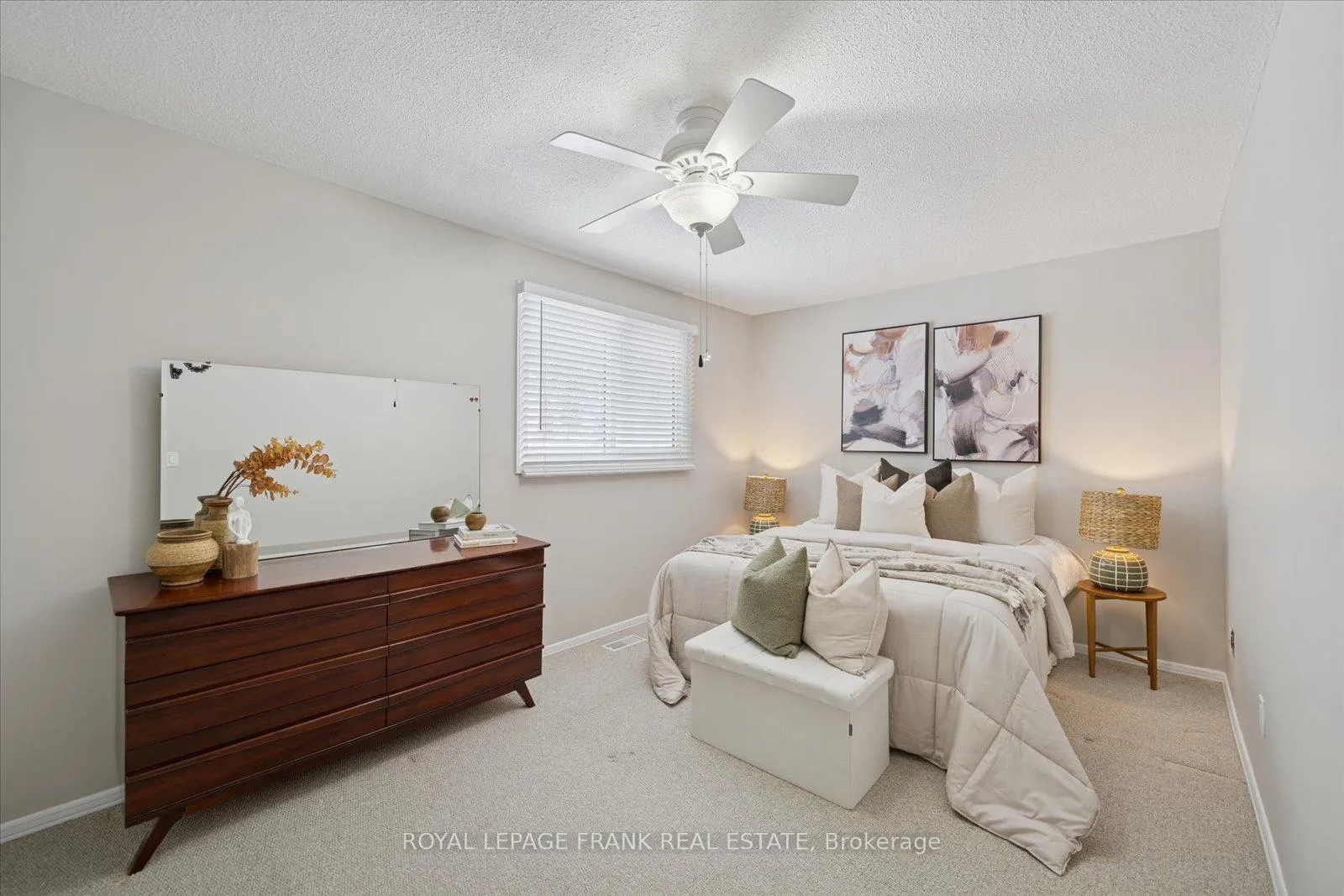 Photo 25 of 581 Grandview Street S, Oshawa, Donevan — HOMEH