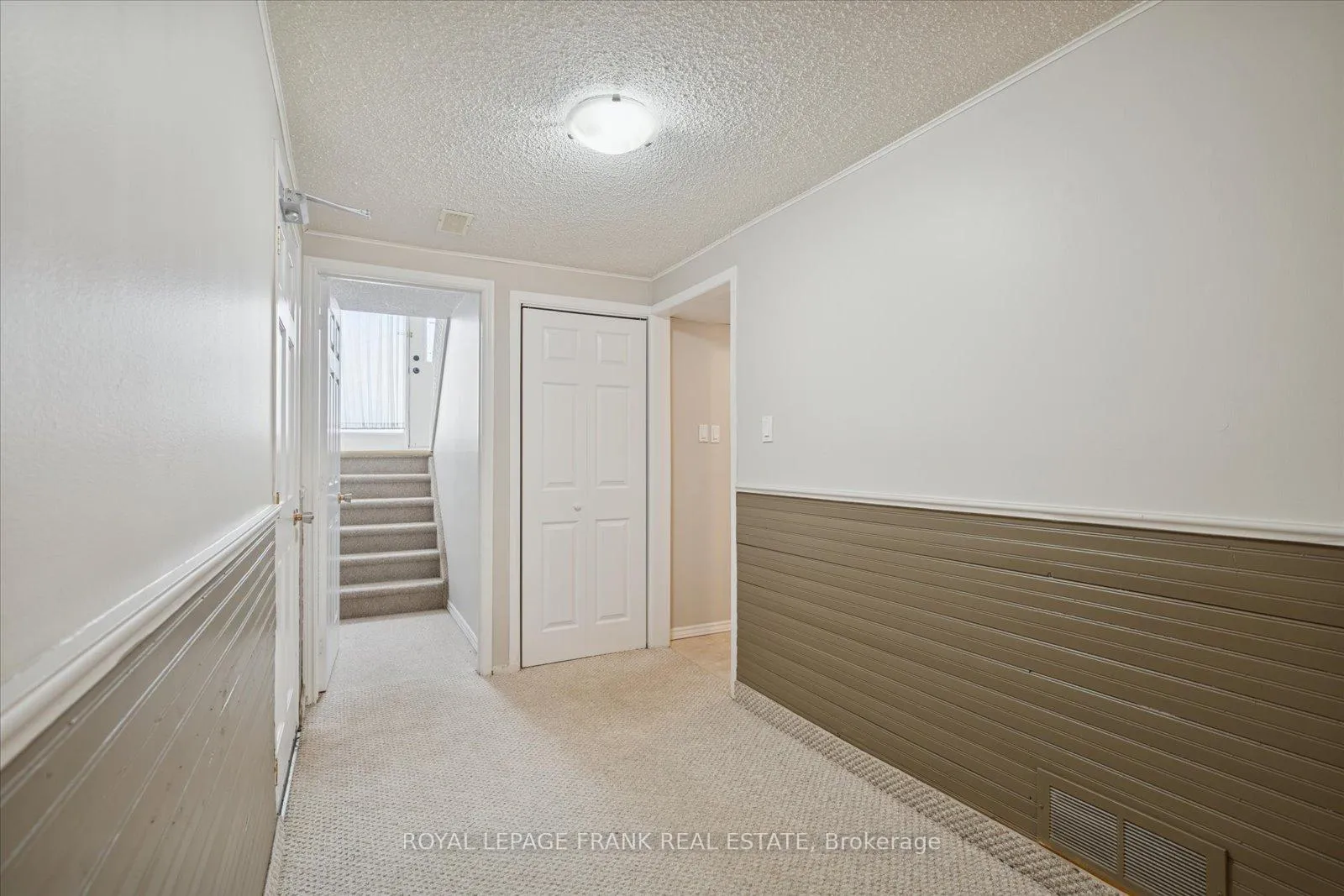 Photo 36 of 581 Grandview Street S, Oshawa, Donevan — HOMEH