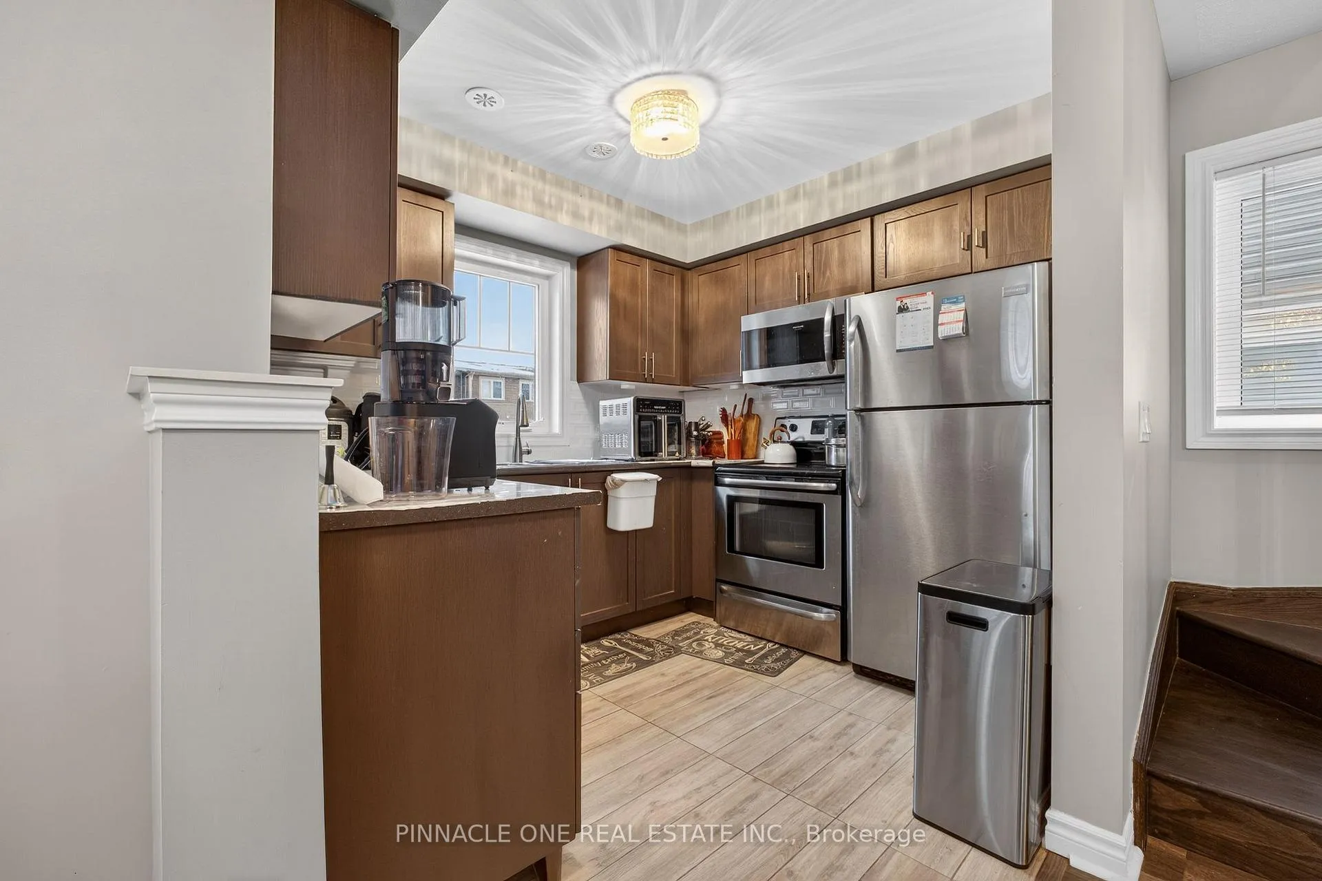 Photo 12 of 14 Nearco Crescent, Oshawa, Windfields — HOMEH