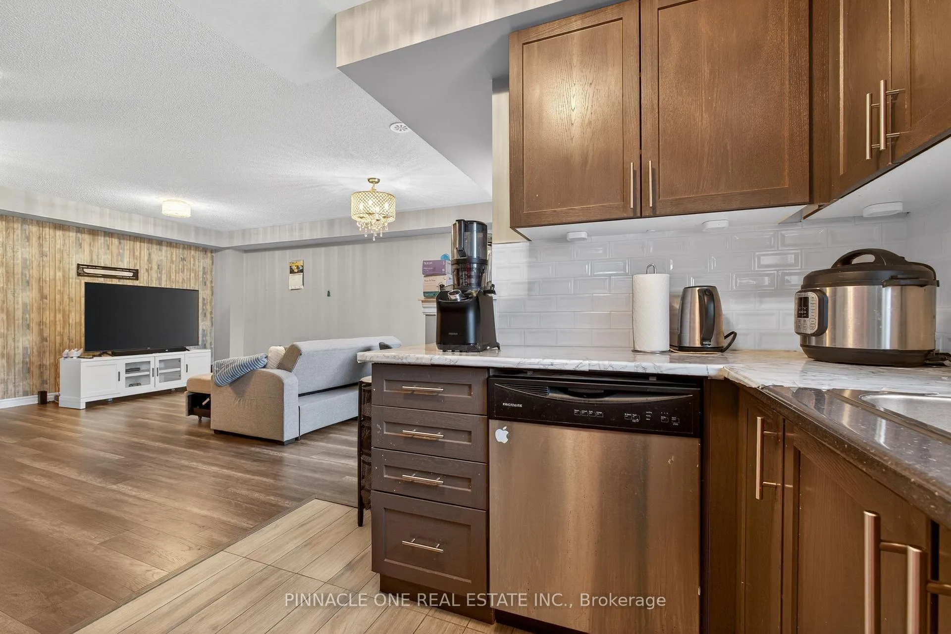 Photo 14 of 14 Nearco Crescent, Oshawa, Windfields — HOMEH