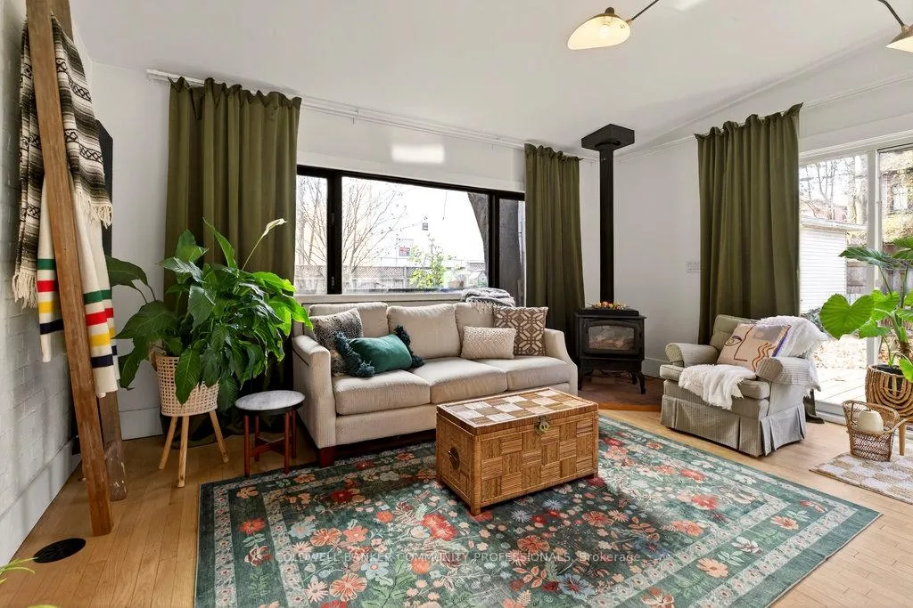 Photo 24 of 104 Garfield Avenue S, Hamilton, Stipley — HOMEH