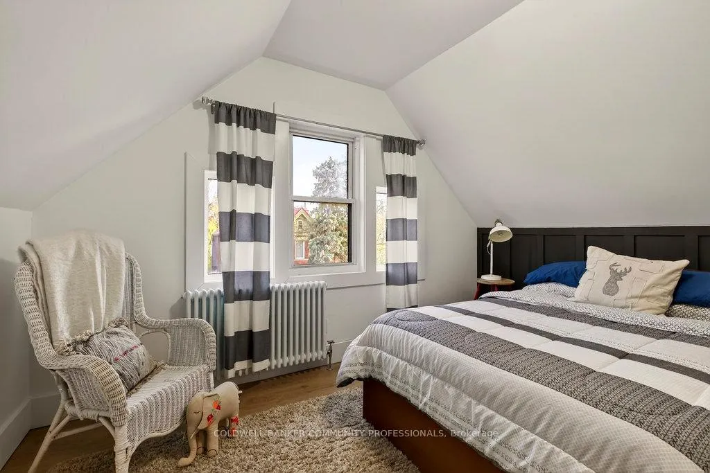 Photo 43 of 104 Garfield Avenue S, Hamilton, Stipley — HOMEH