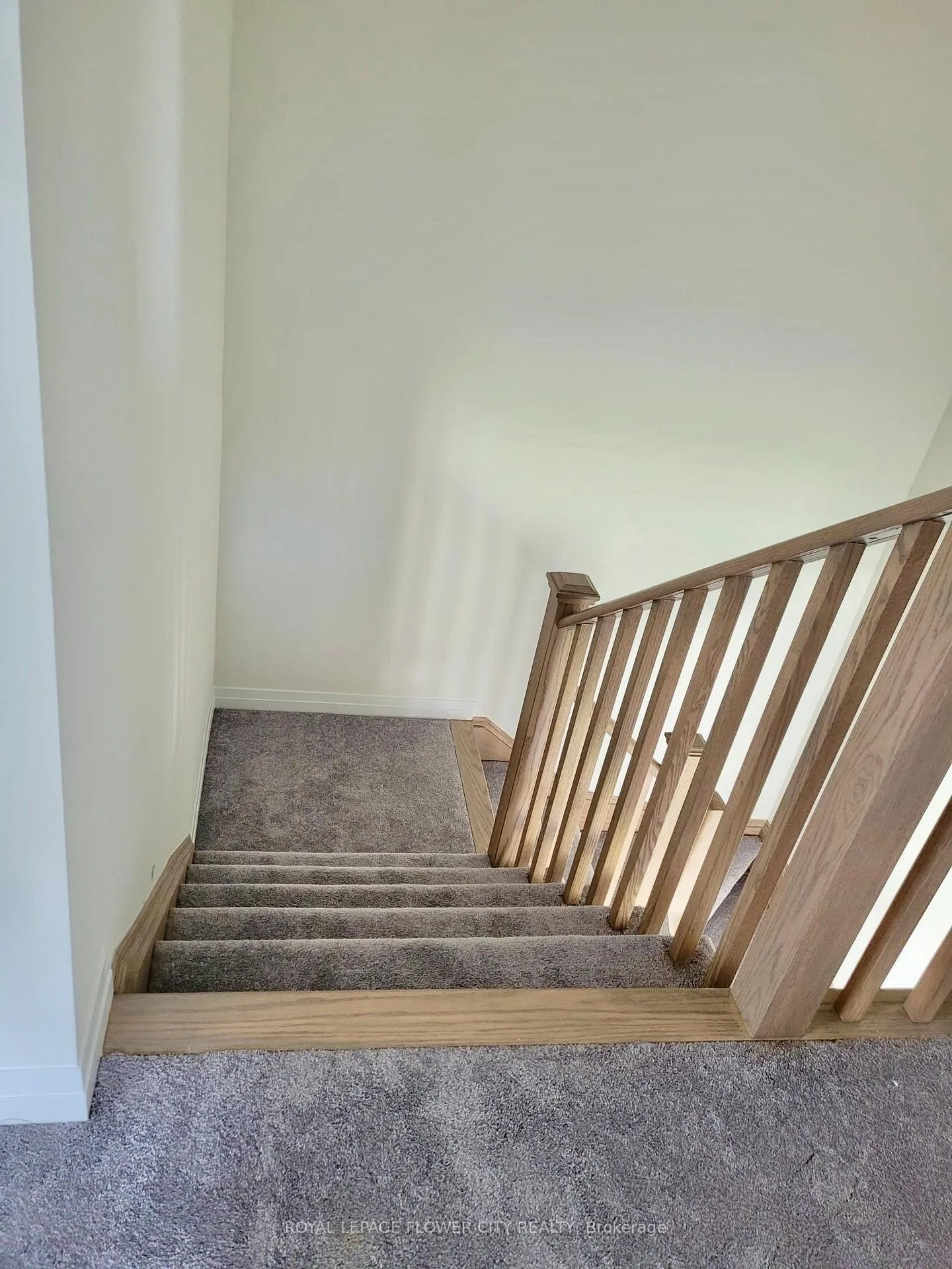 Photo 20 of 159 Forest Creek Drive, Kitchener — HOMEH