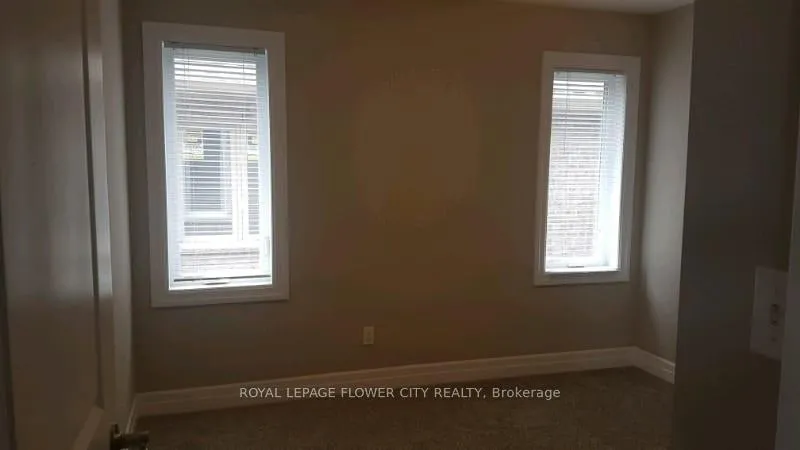 Photo 24 of 159 Forest Creek Drive, Kitchener — HOMEH